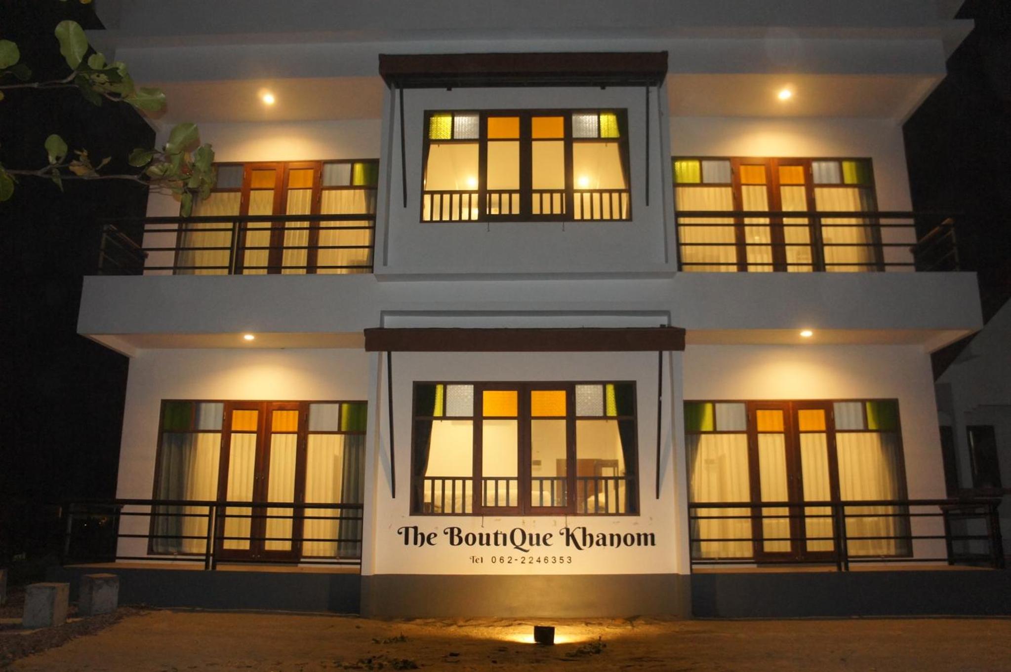 Standard Double or Twin Room with Sea View - Photo 9