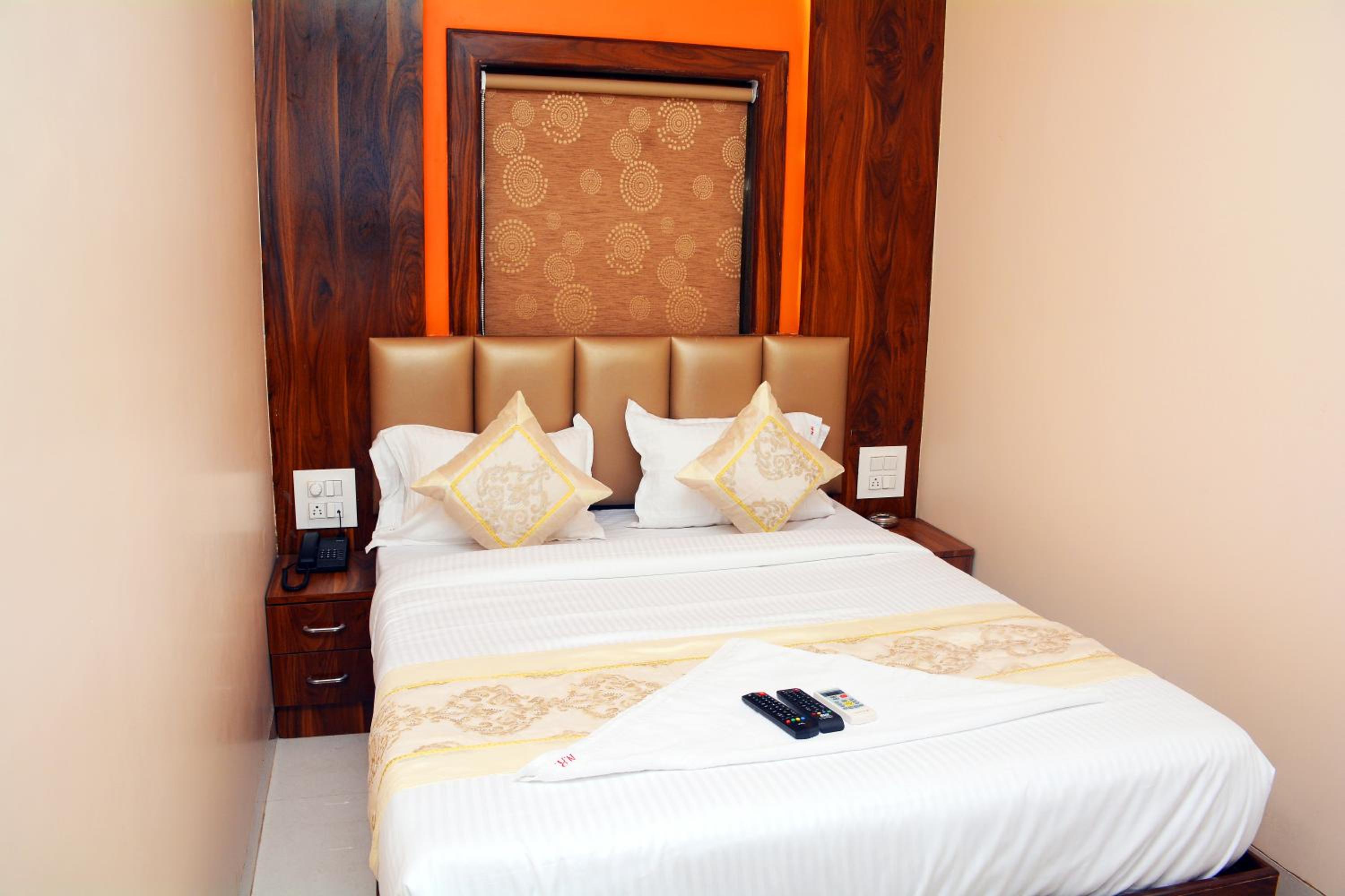 Deluxe Double Room - Photo 2