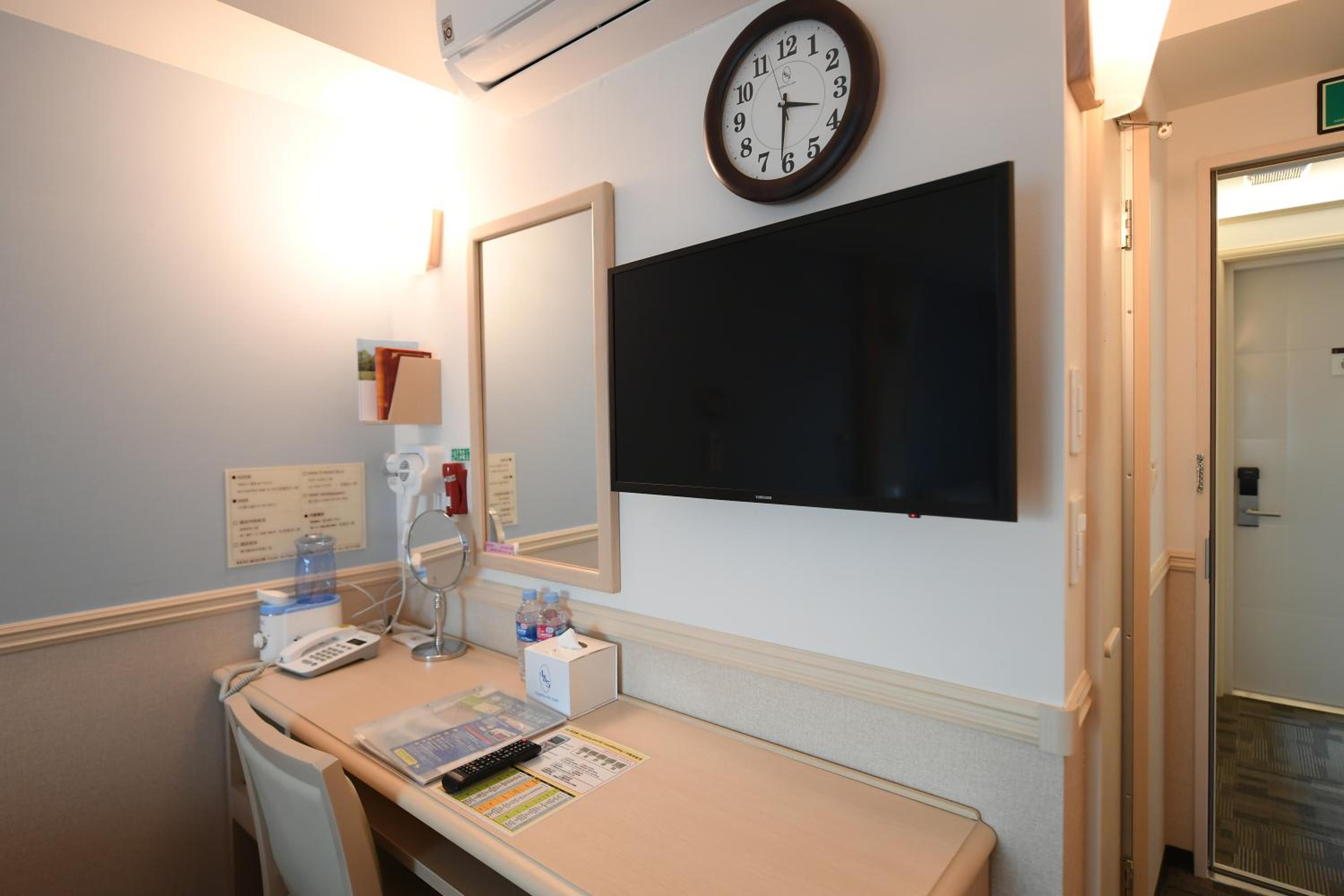 Economy Double Room photo 3