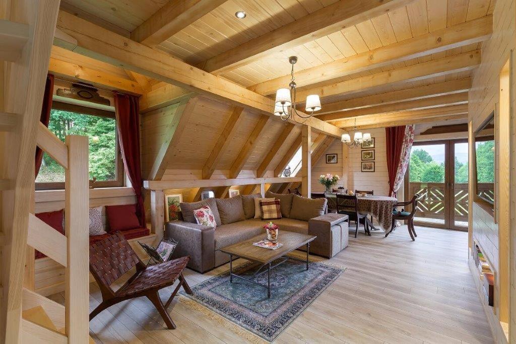Duplex Apartment with Mountain View photo 3