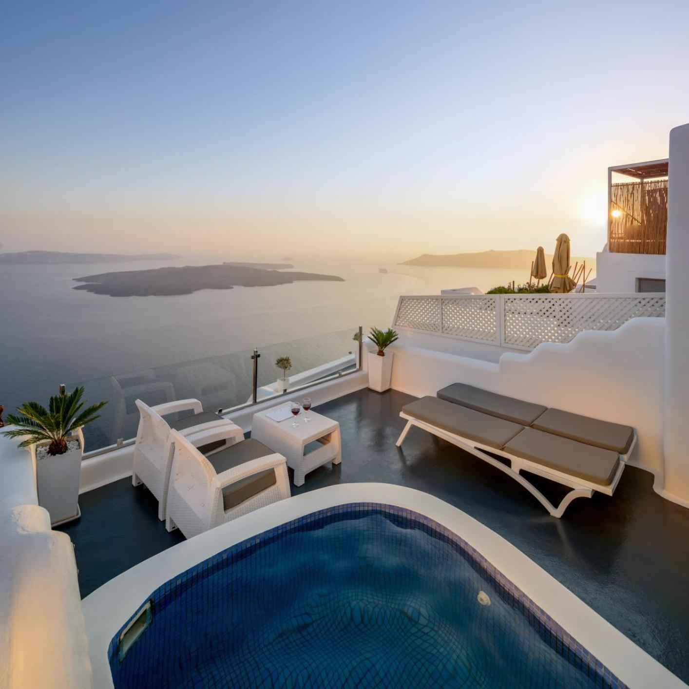 Suite with Plunge Pool and Spa Bath - Photo 5