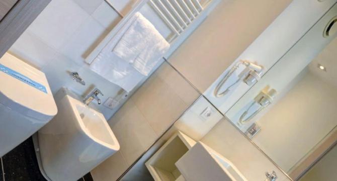 Superior Suite with Sea View - Photo 10