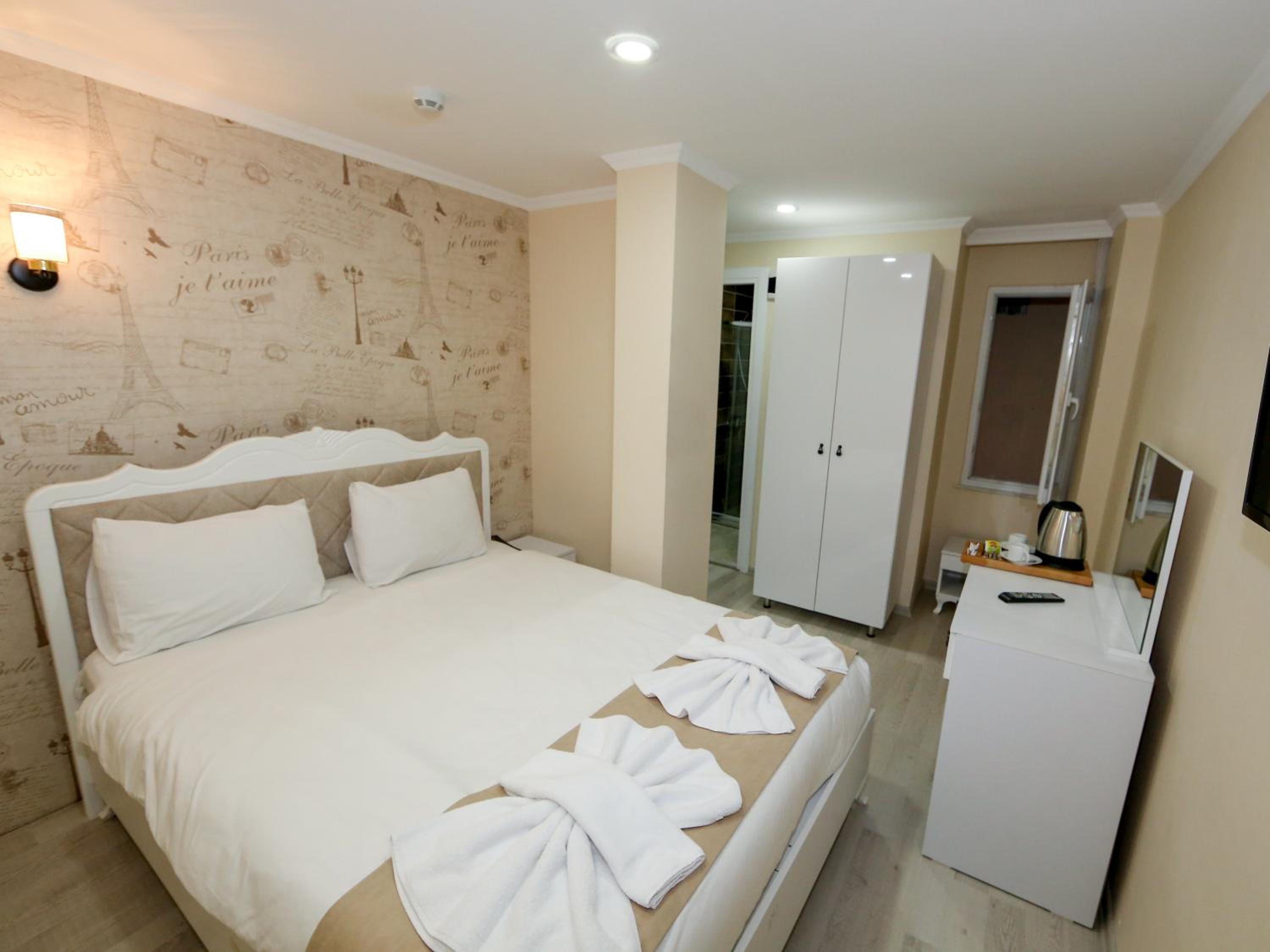 Economy Double Room (No View) photo 1