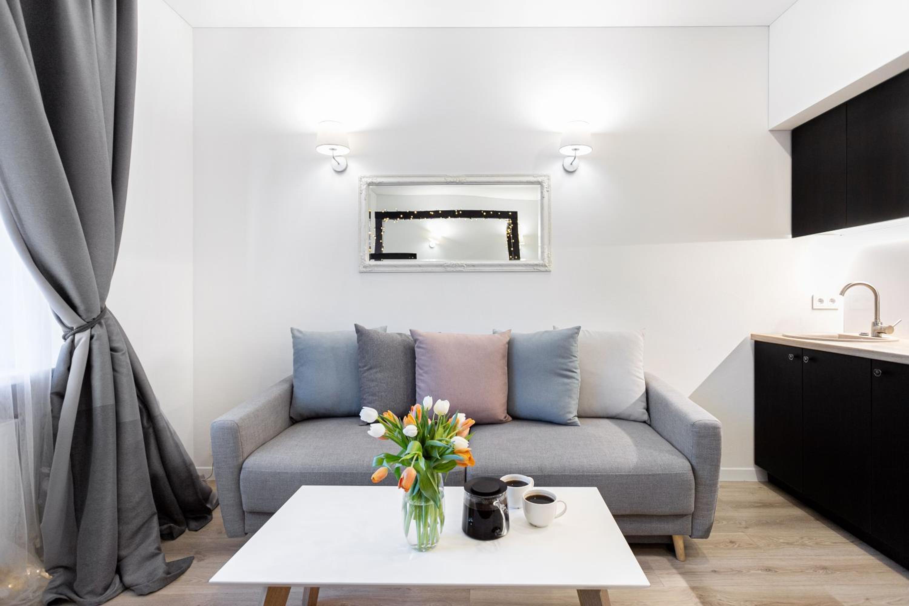 Studio Apartment - Photo 12