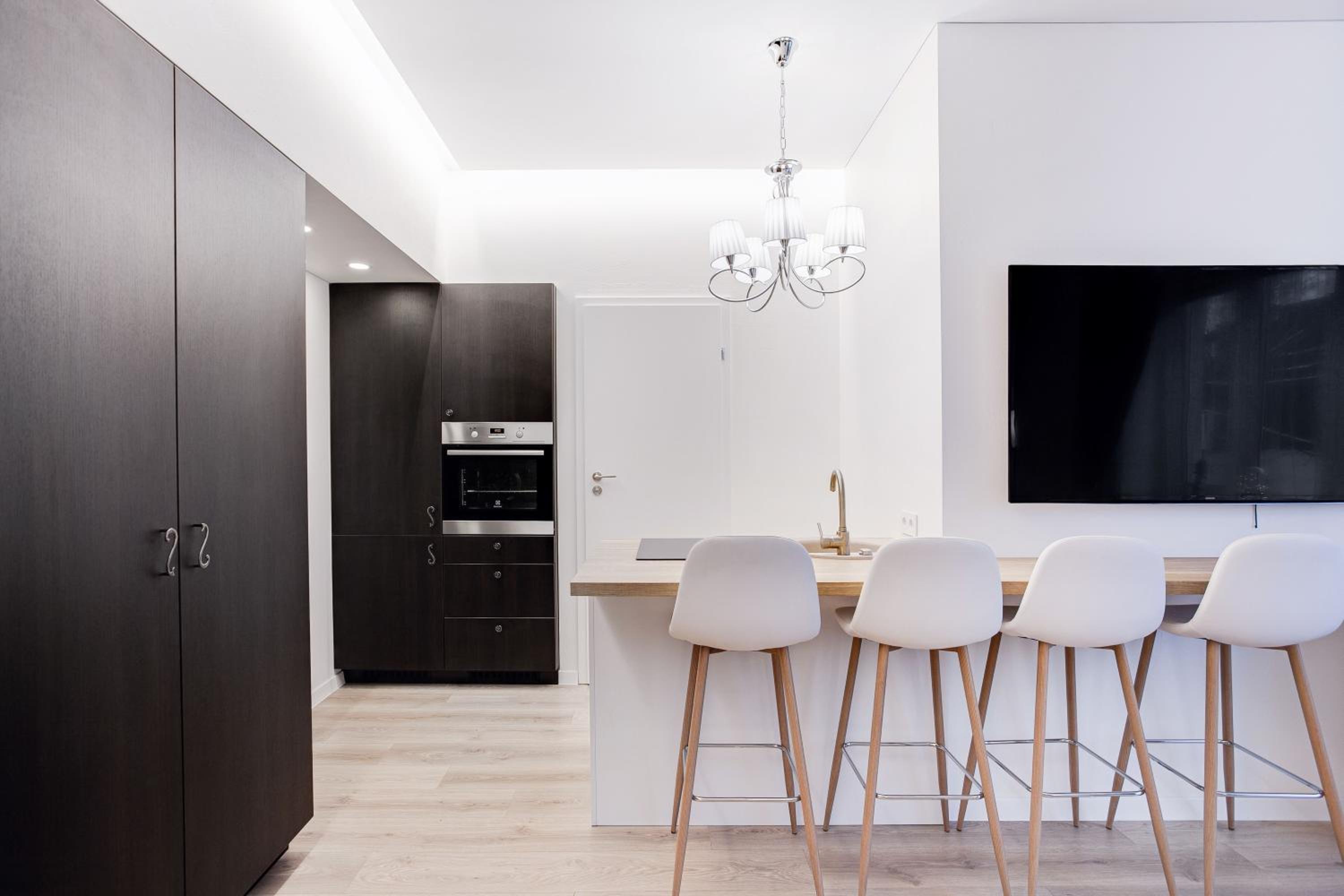 One-Bedroom Apartment - Photo 30