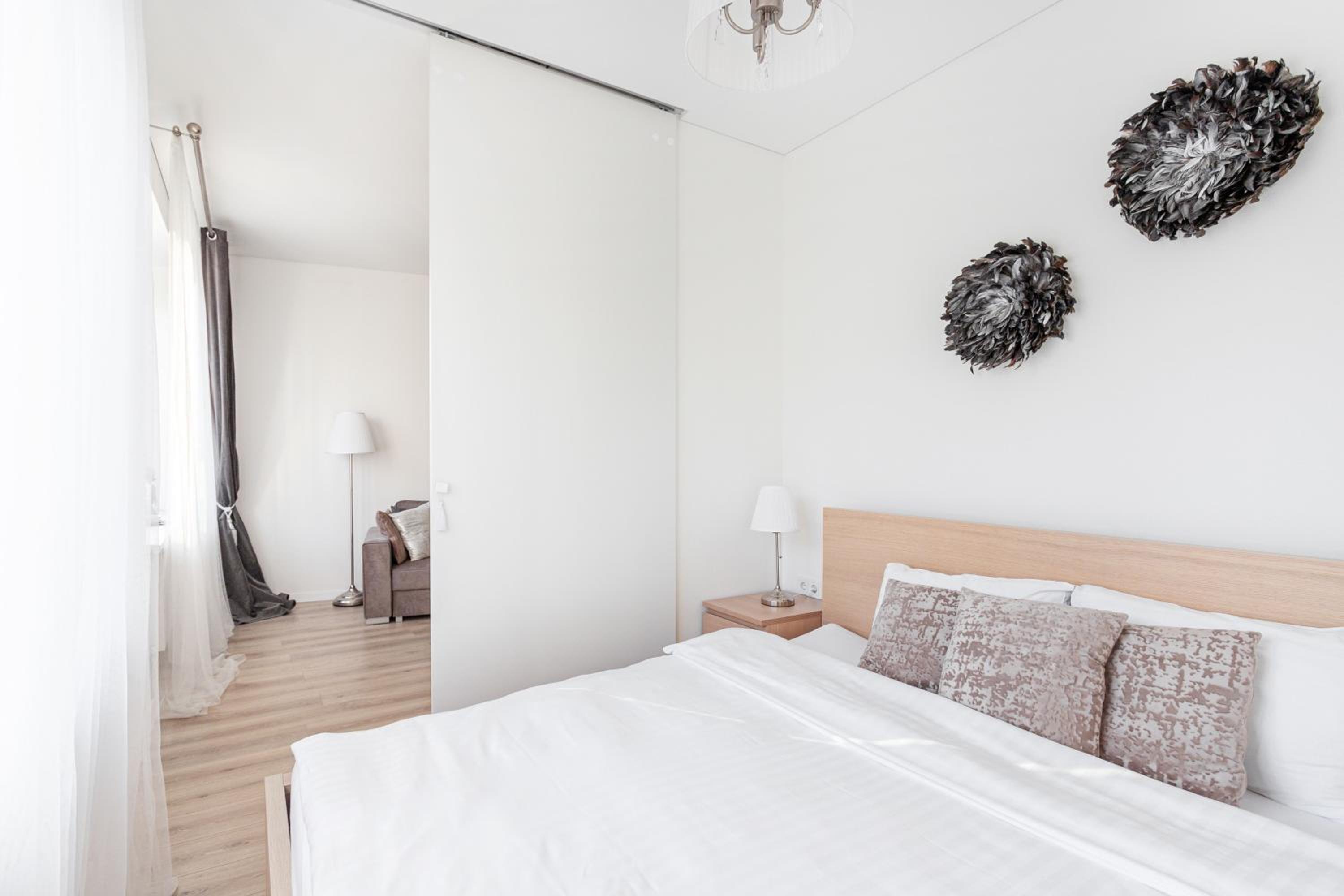 One-Bedroom Apartment - Photo 45