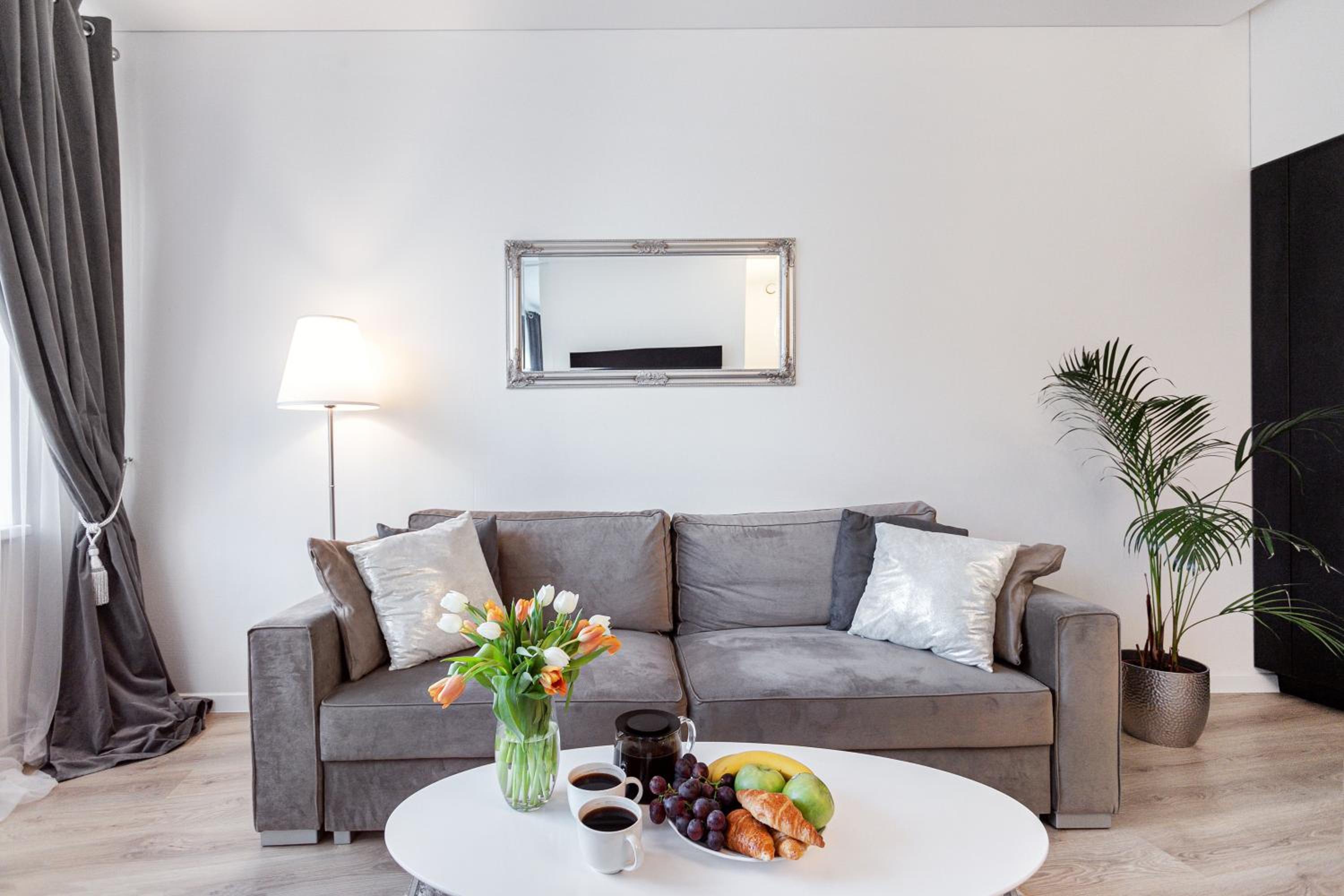 One-Bedroom Apartment - Photo 16