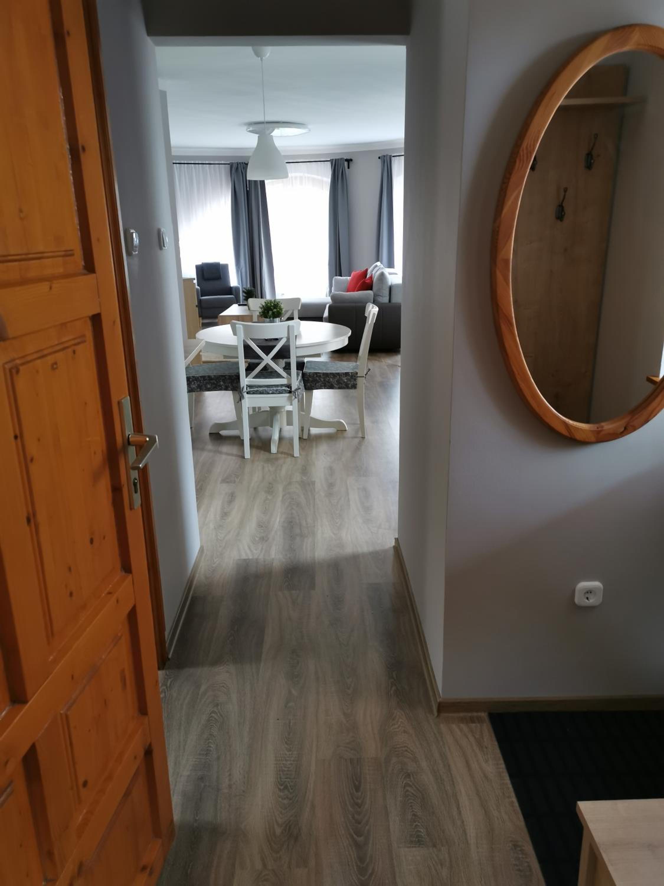 One-Bedroom Apartment - Photo 48