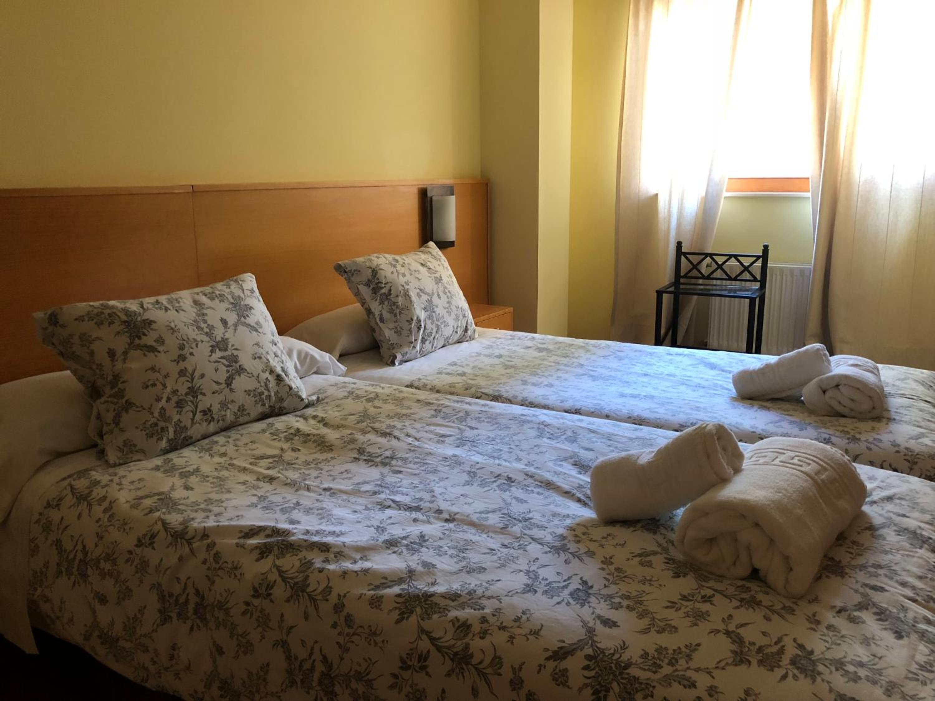 Standard Double Room photo 3