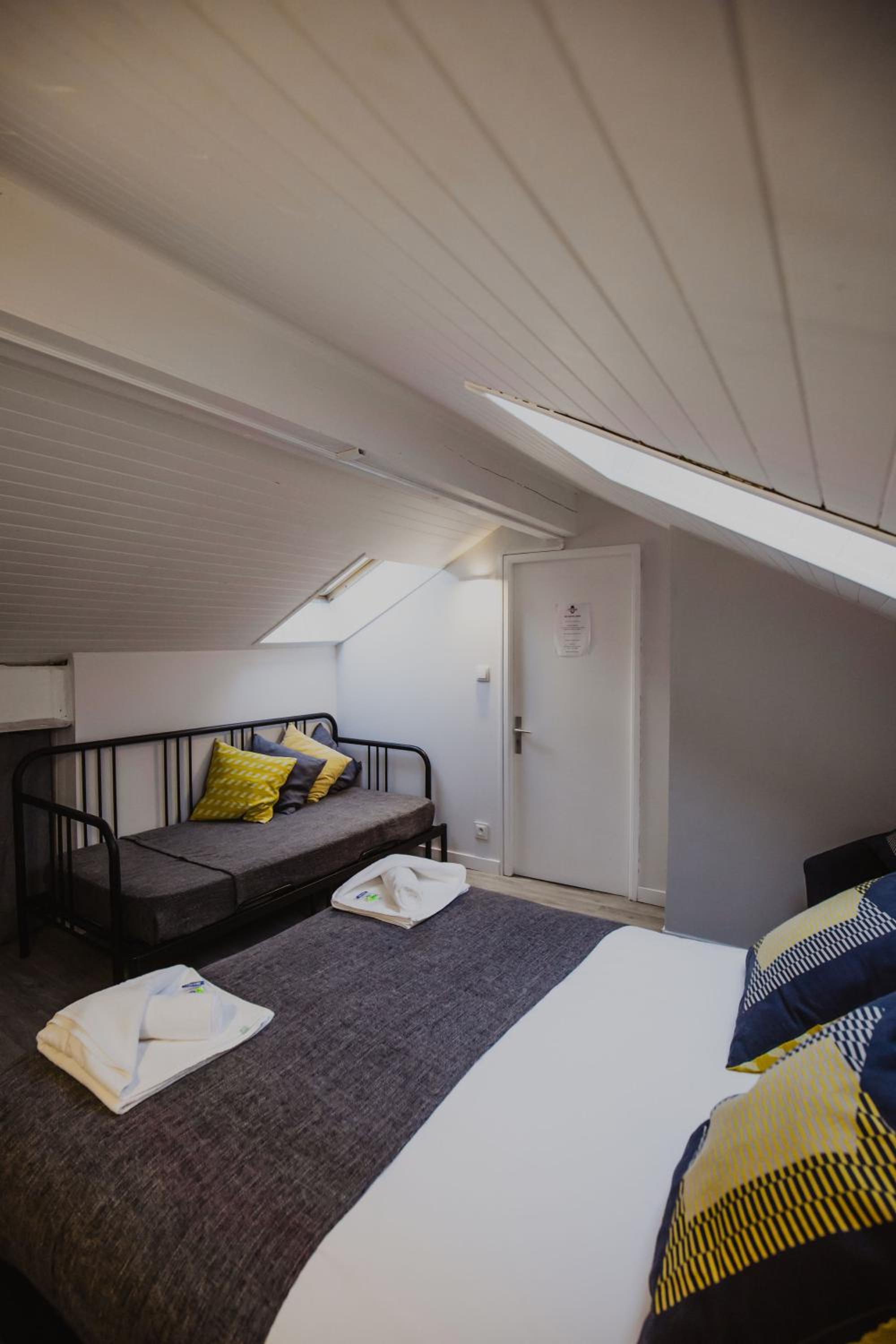 Classic Triple Room photo 2
