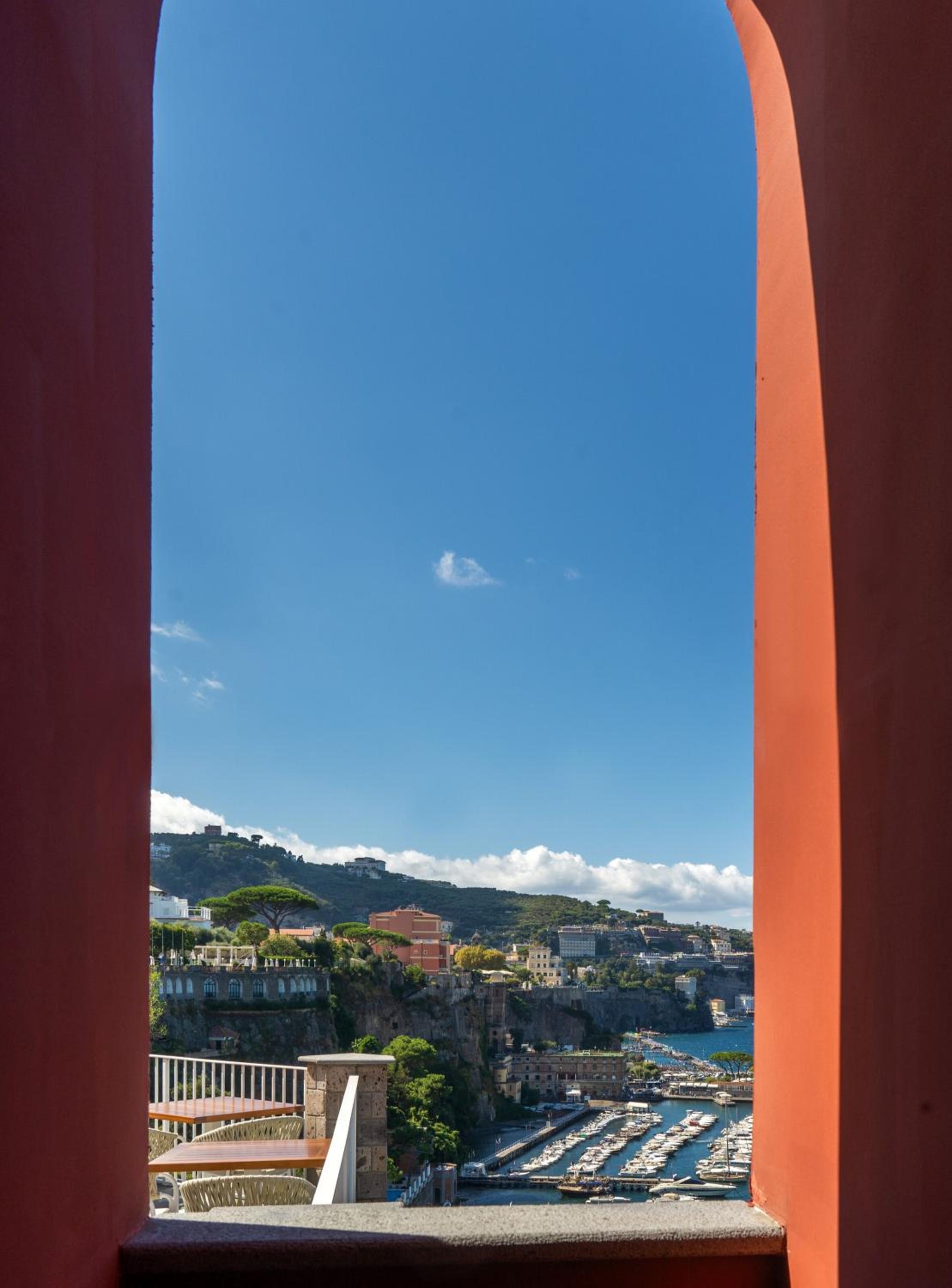 Superior Deluxe Sea View - Photo 6
