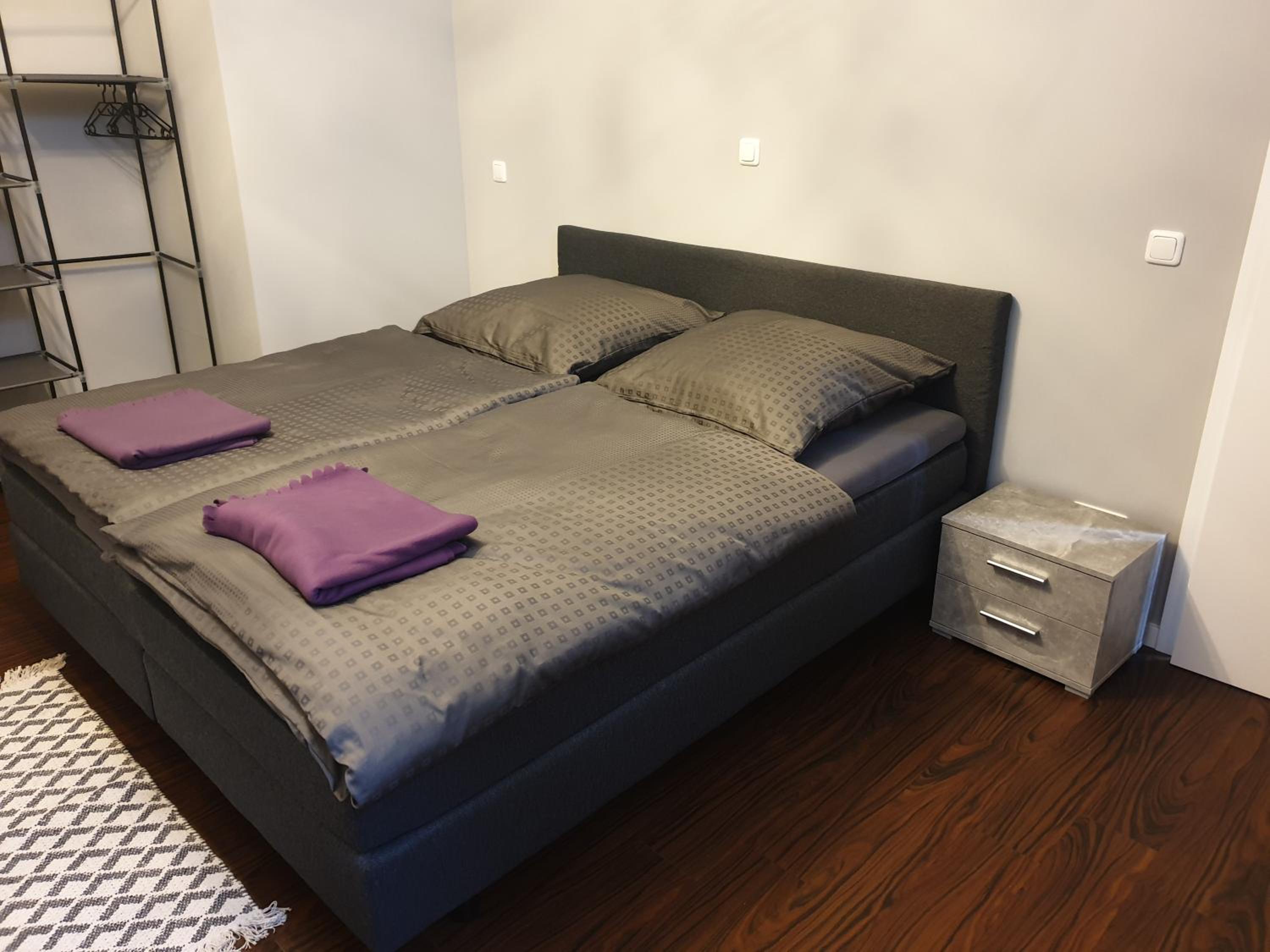 Apartment photo 2