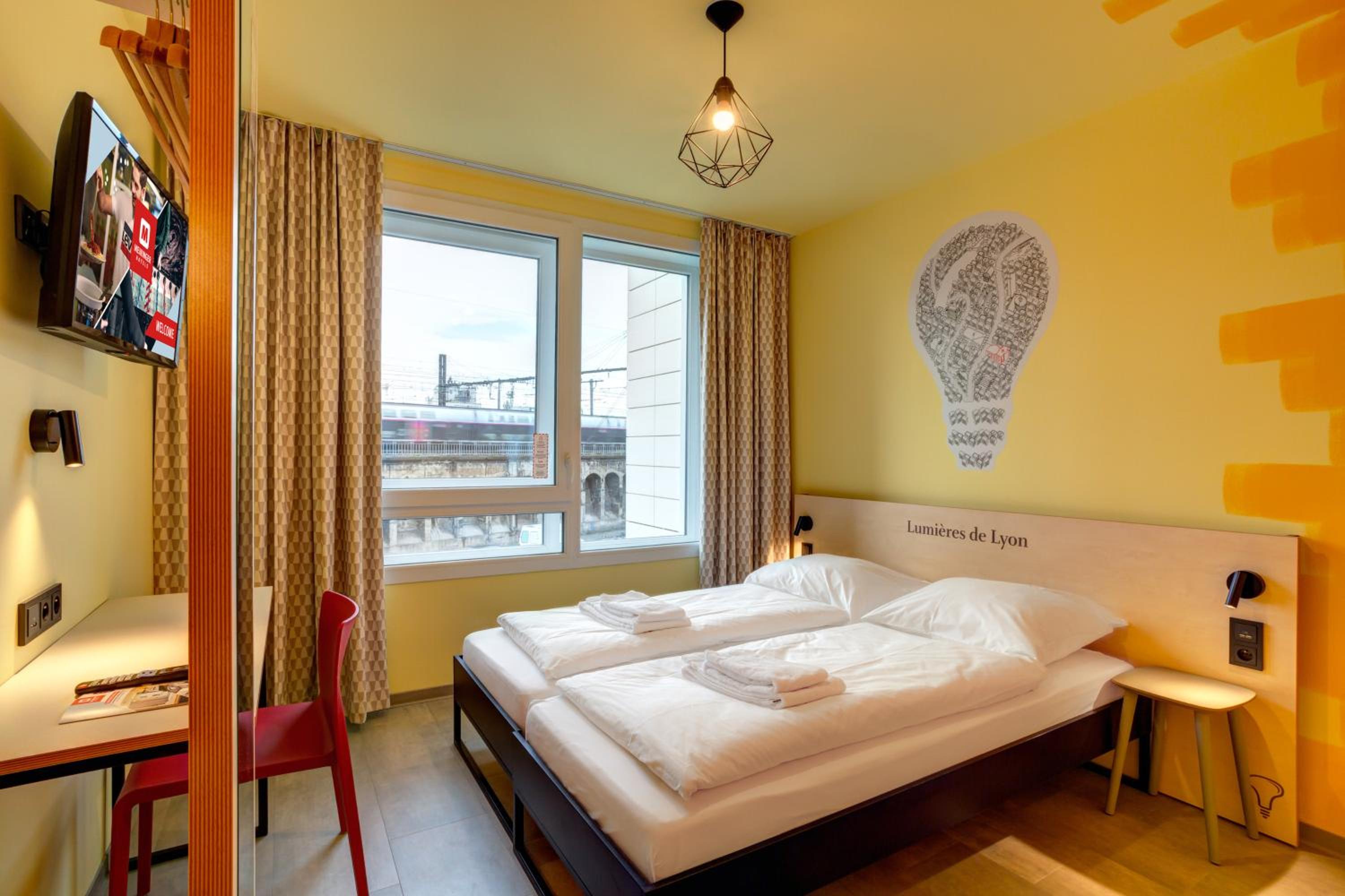 Standard Twin Room photo 3
