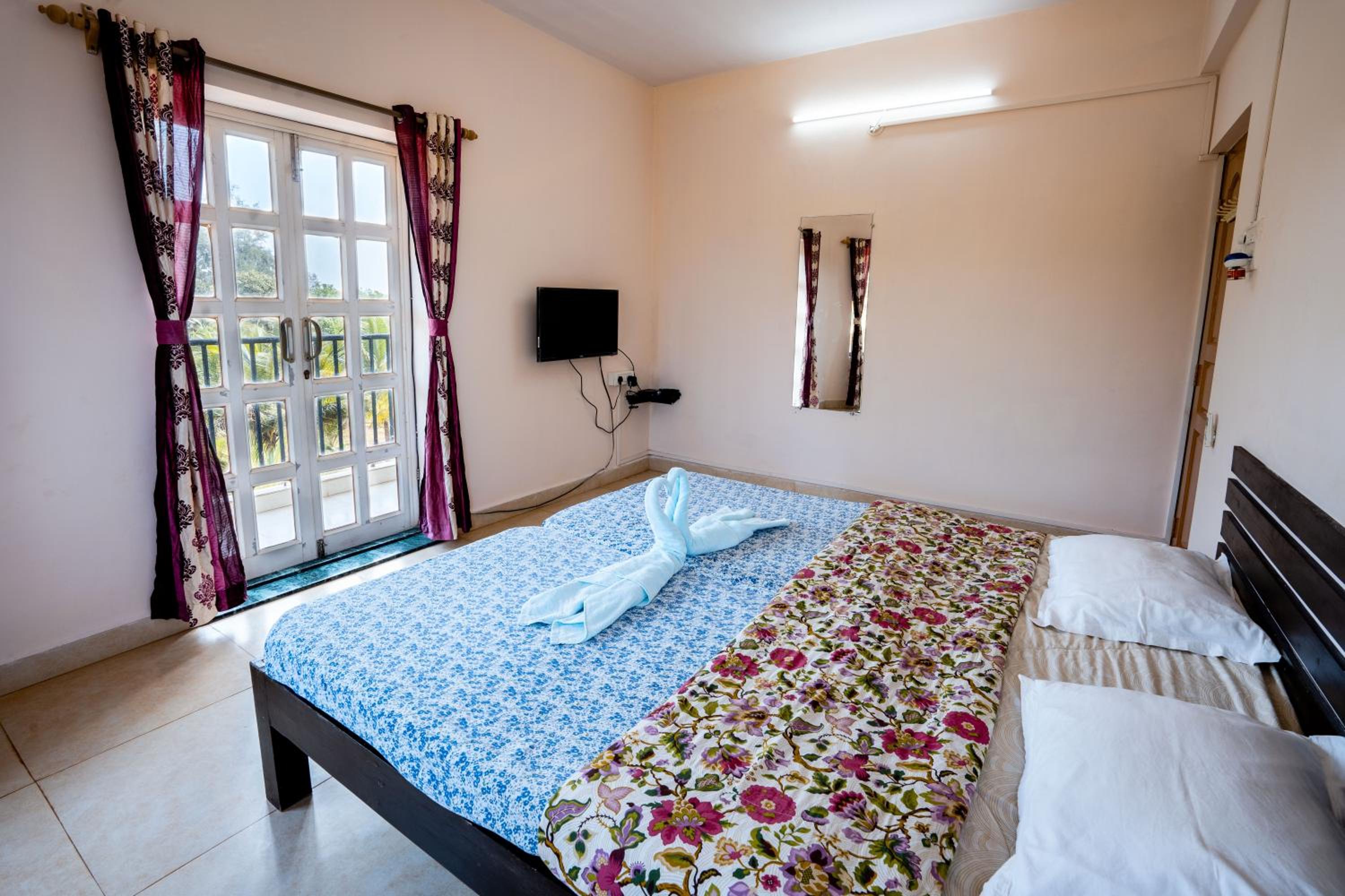 Double Room with Balcony photo 3