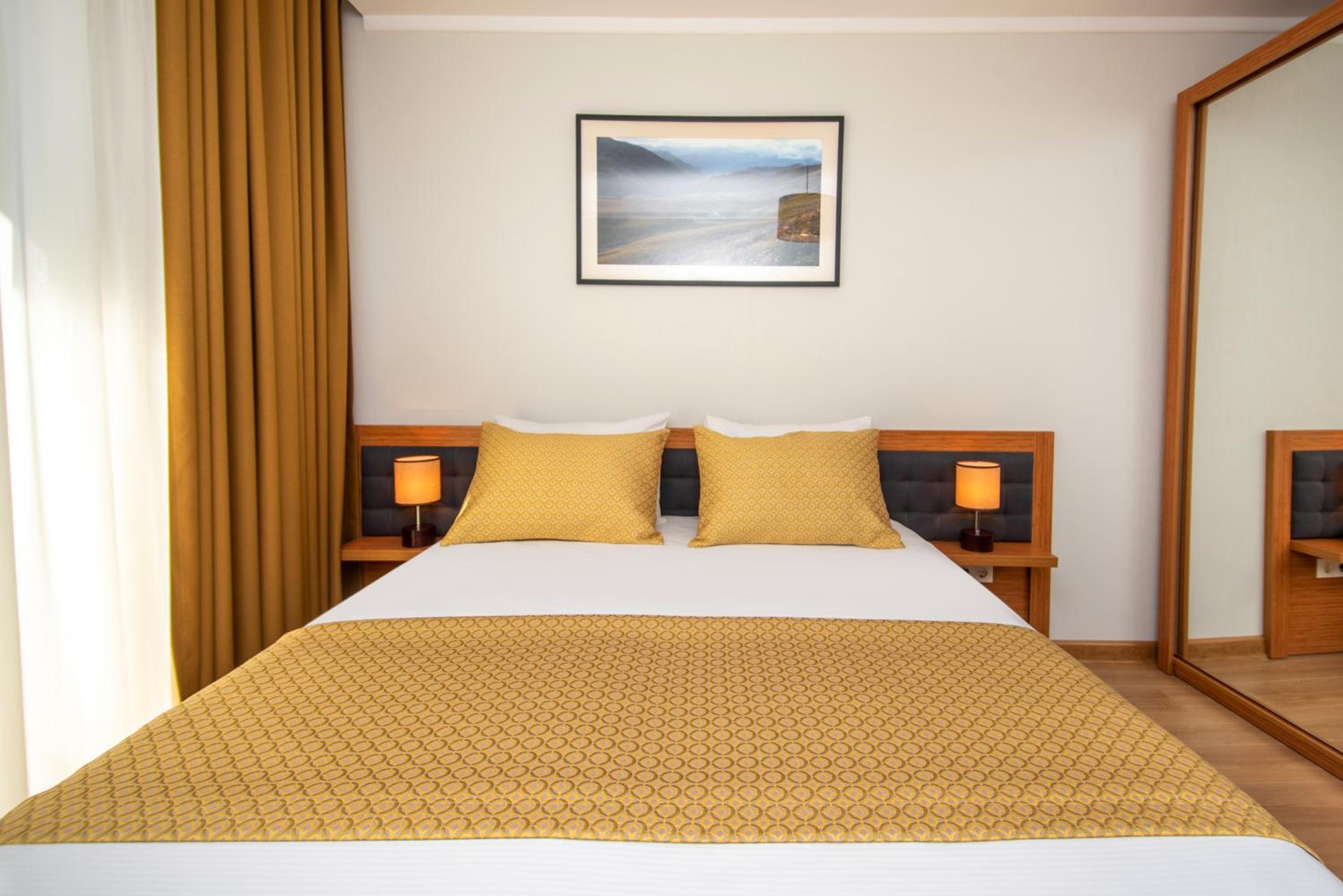 Standard Double Room - Photo 6