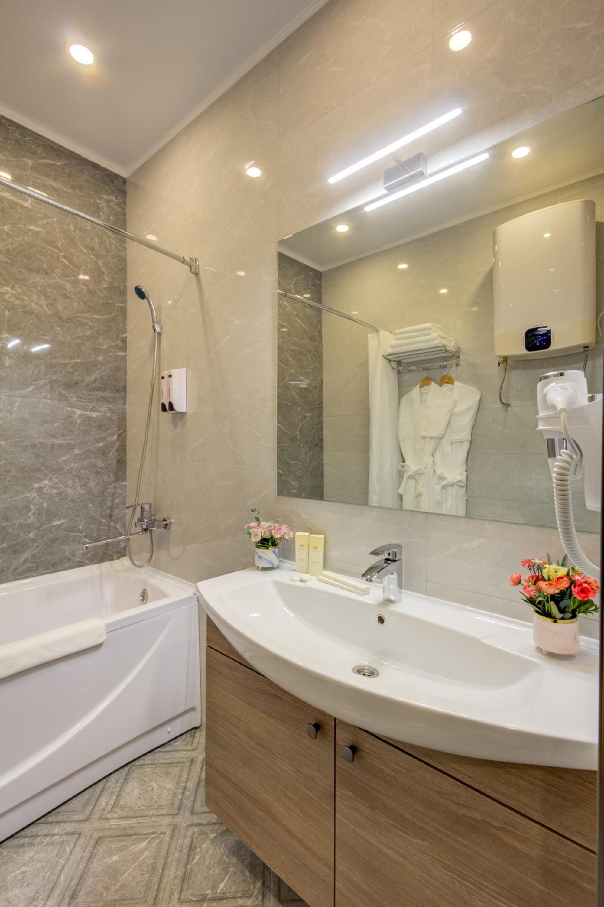 Superior Double Room - Photo 5