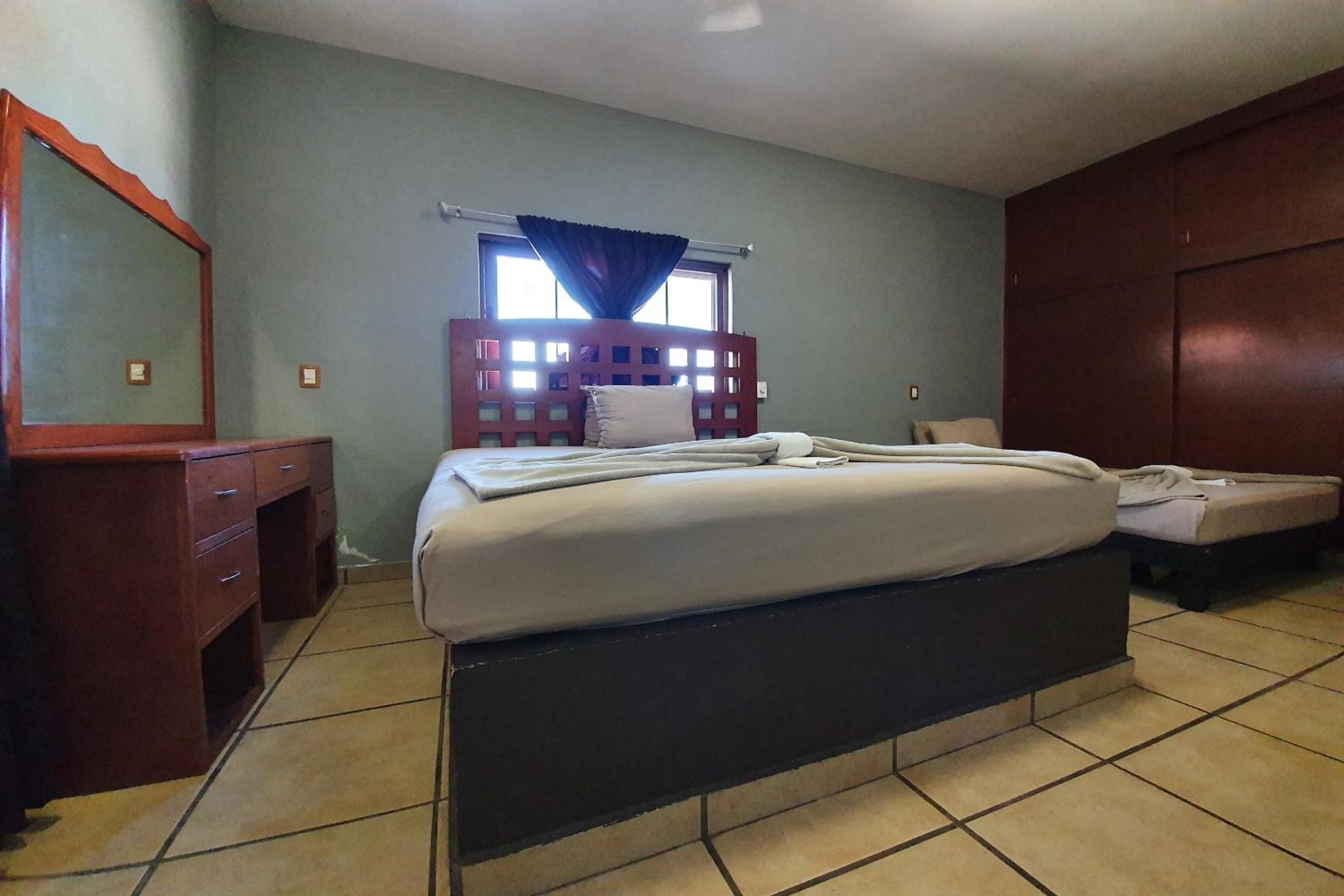 Standard Two Beds  - Photo 7