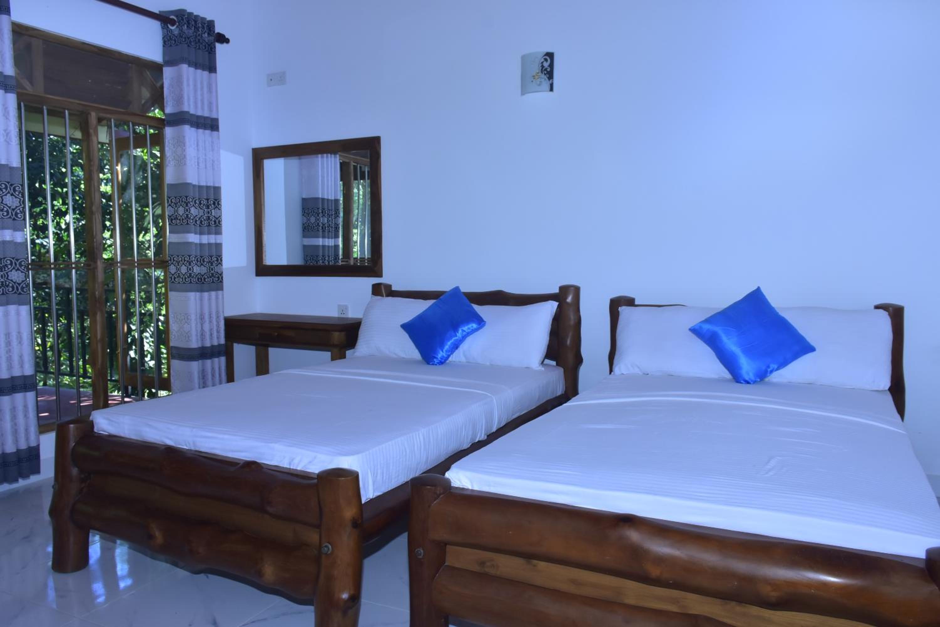 Standard Double or Twin Room photo 1