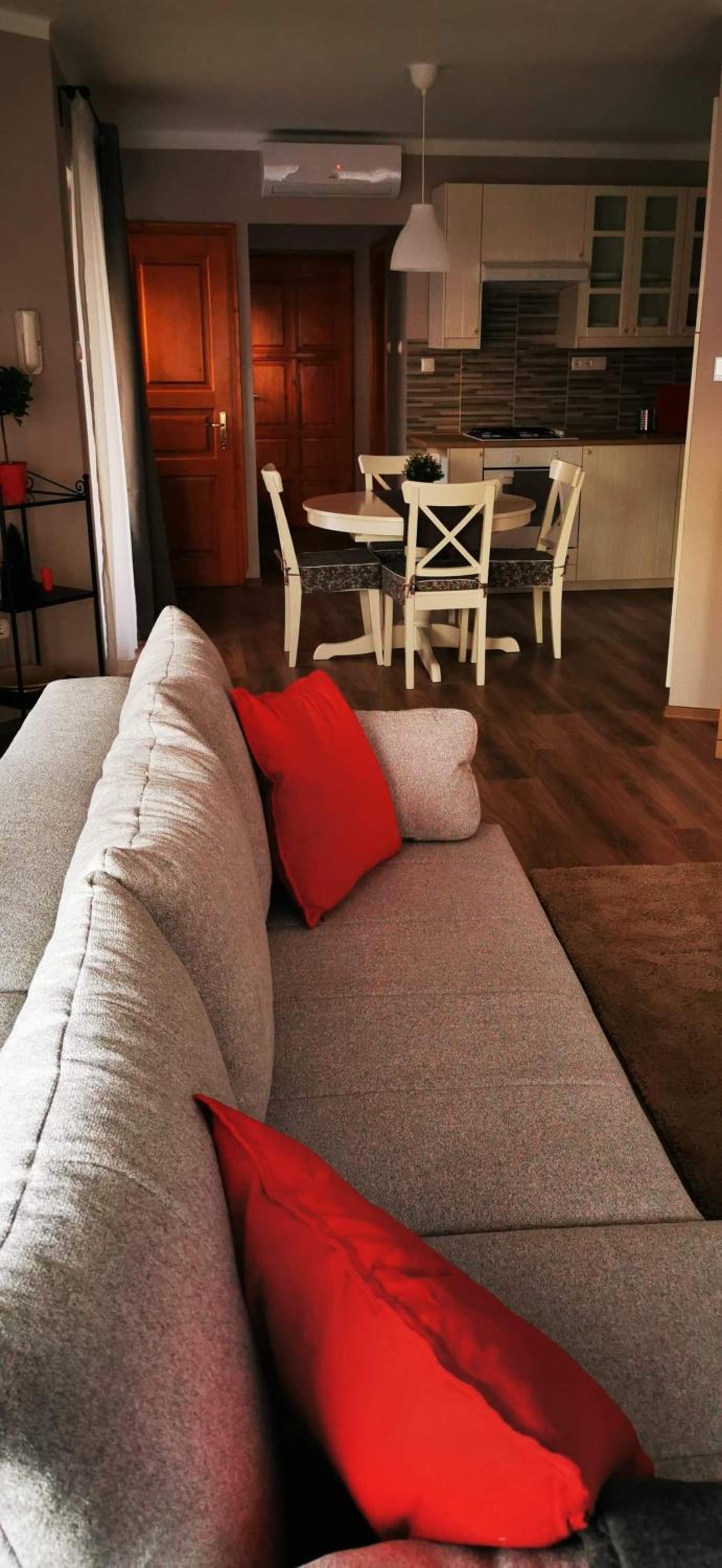 One-Bedroom Apartment - Photo 32
