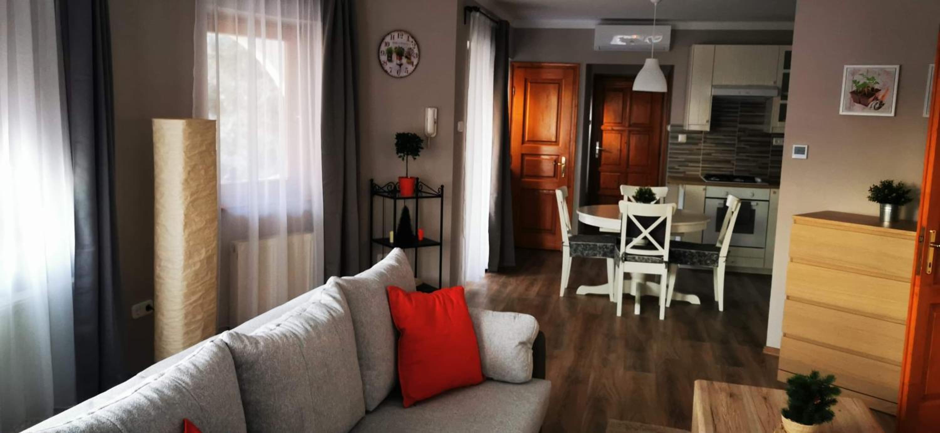 One-Bedroom Apartment - Photo 42