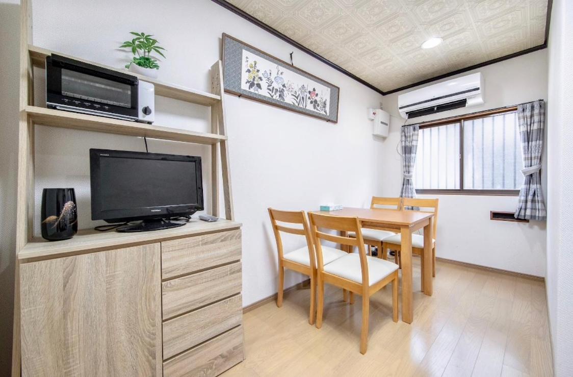 Two-Bedroom House - Photo 12