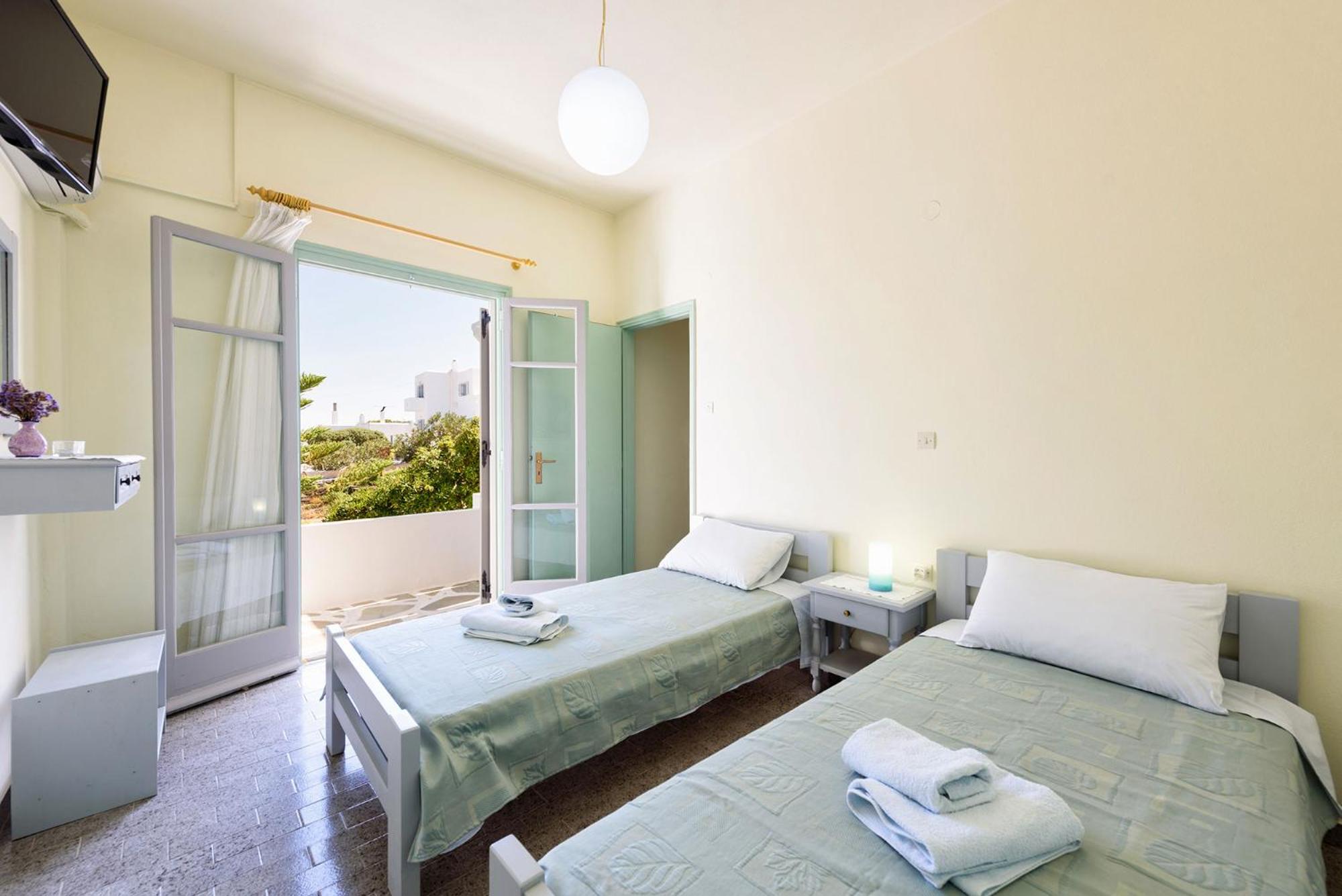 Two-Bedroom Apartment (4 Adults) - Photo 8