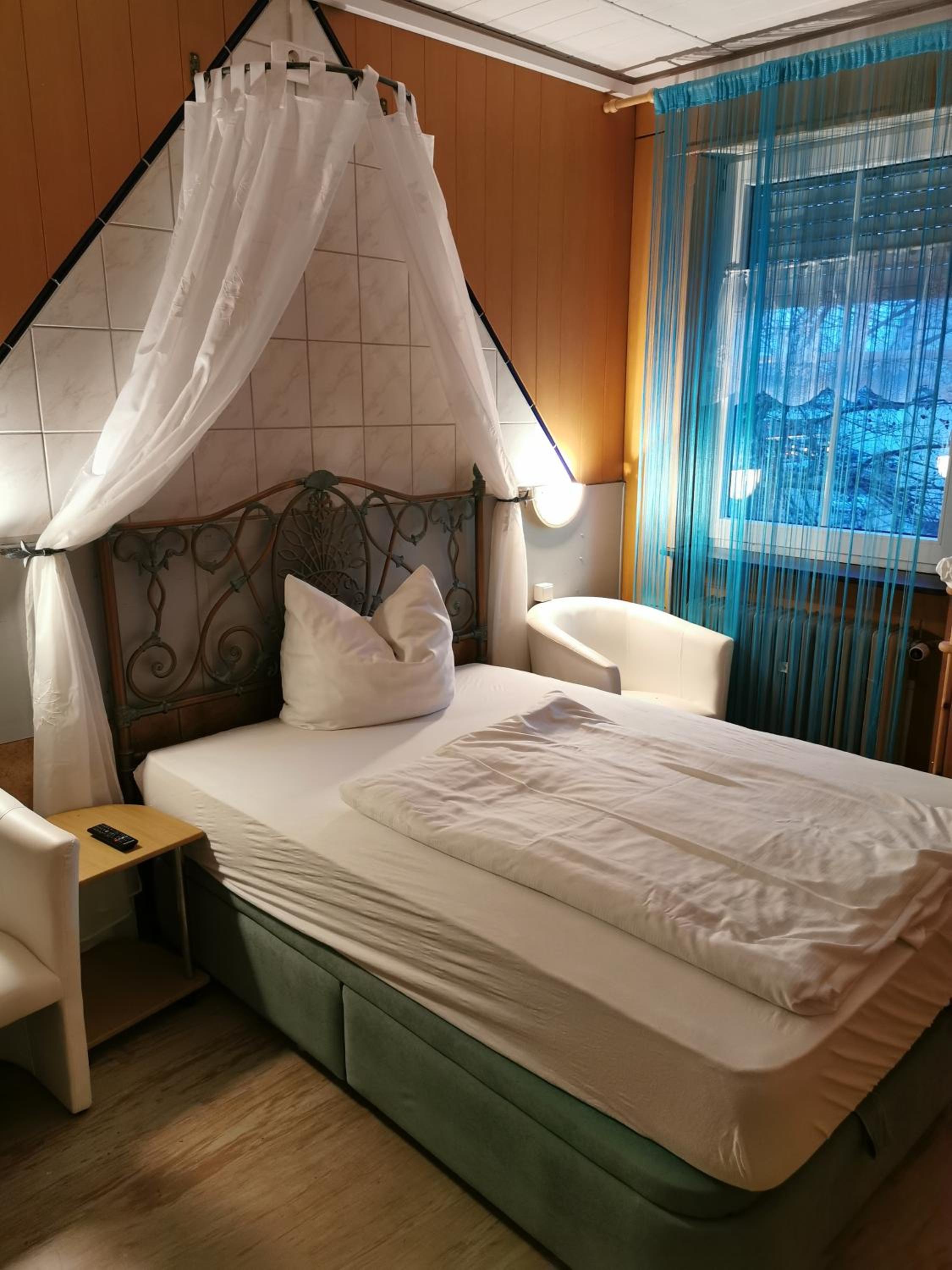 Double Room - Photo 26