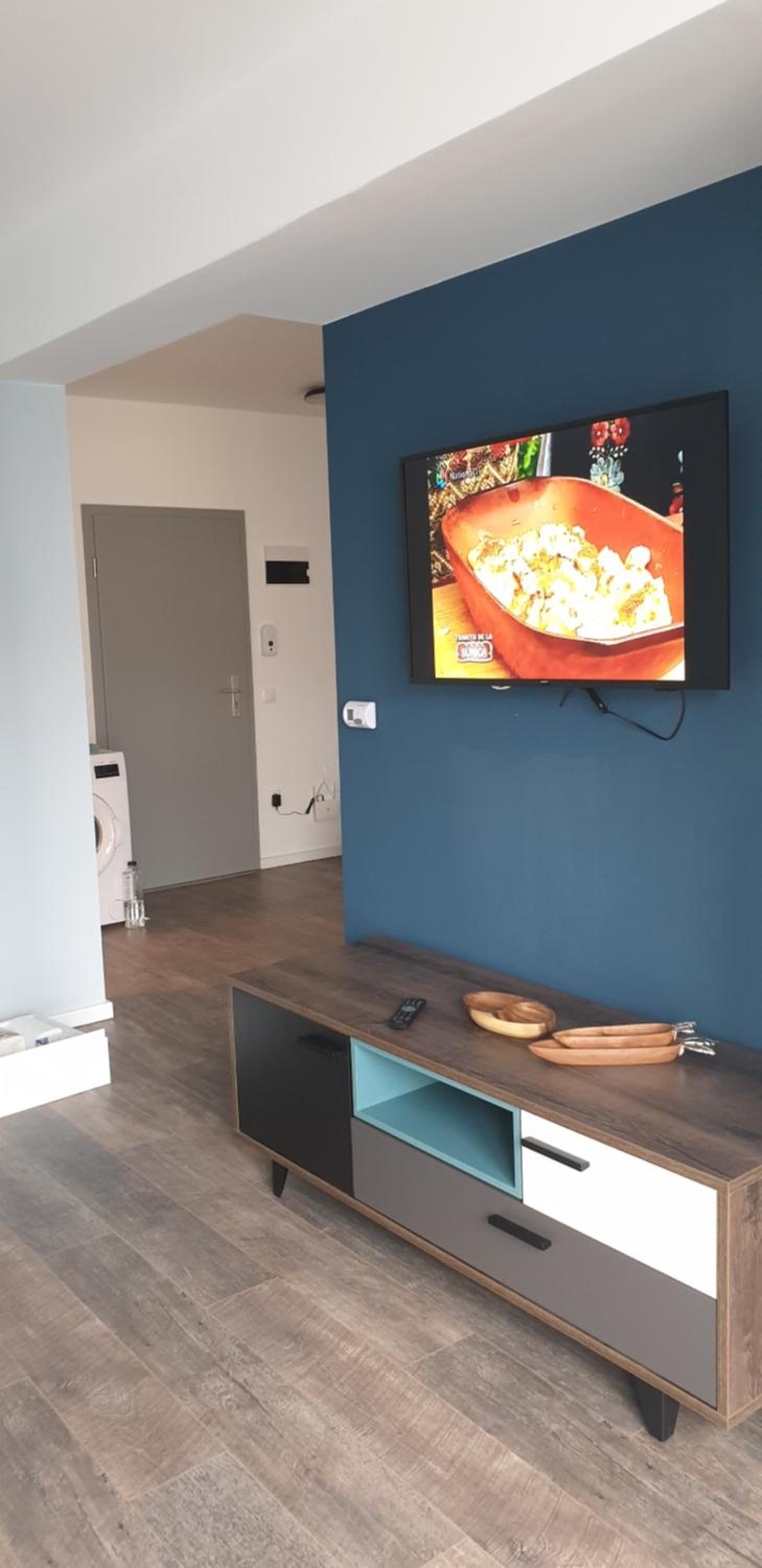 One-Bedroom Apartment - Photo 16