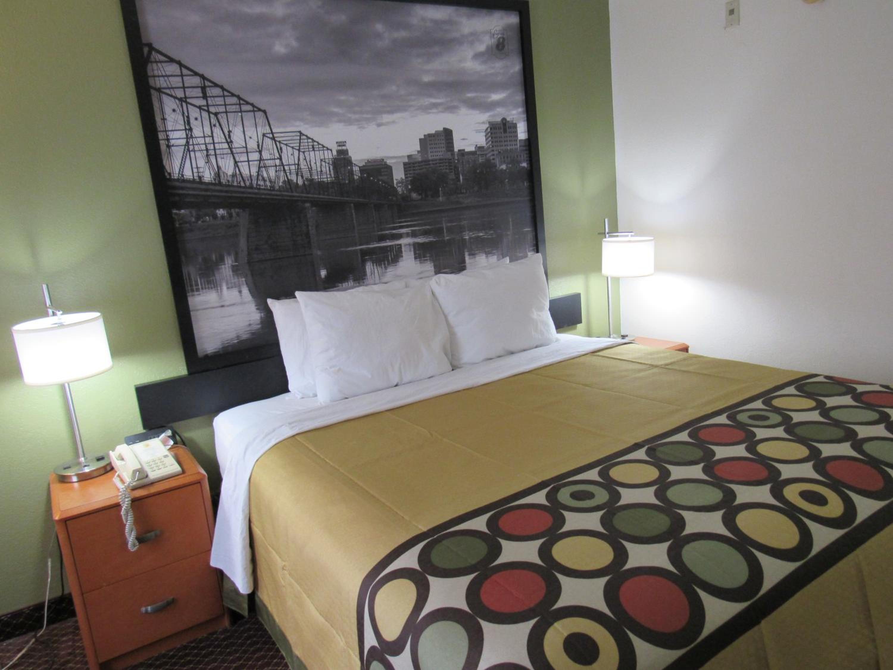 Super 8 by Wyndham New Cumberland, Photo 8
