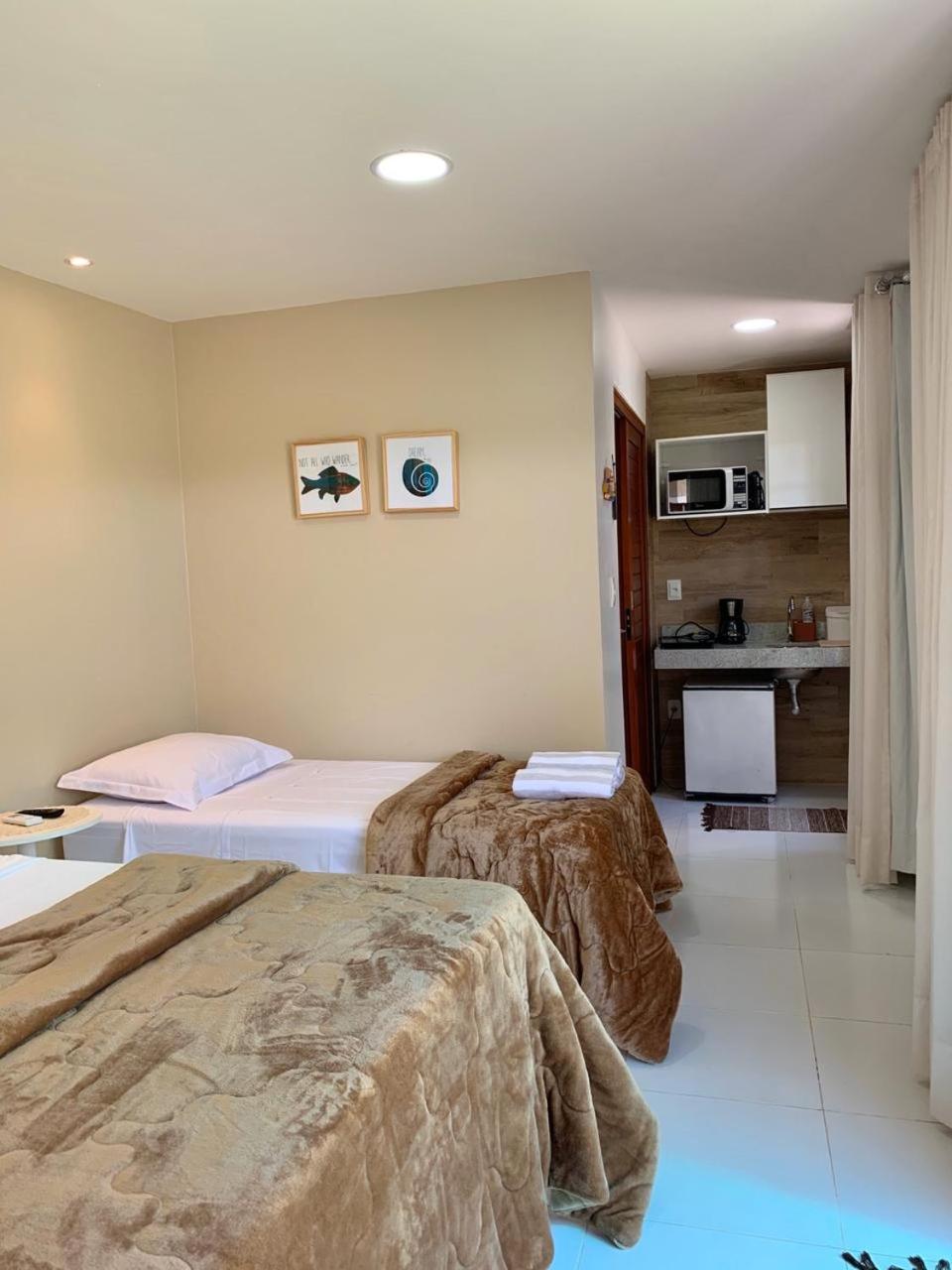 Deluxe Queen Suite - Photo 20