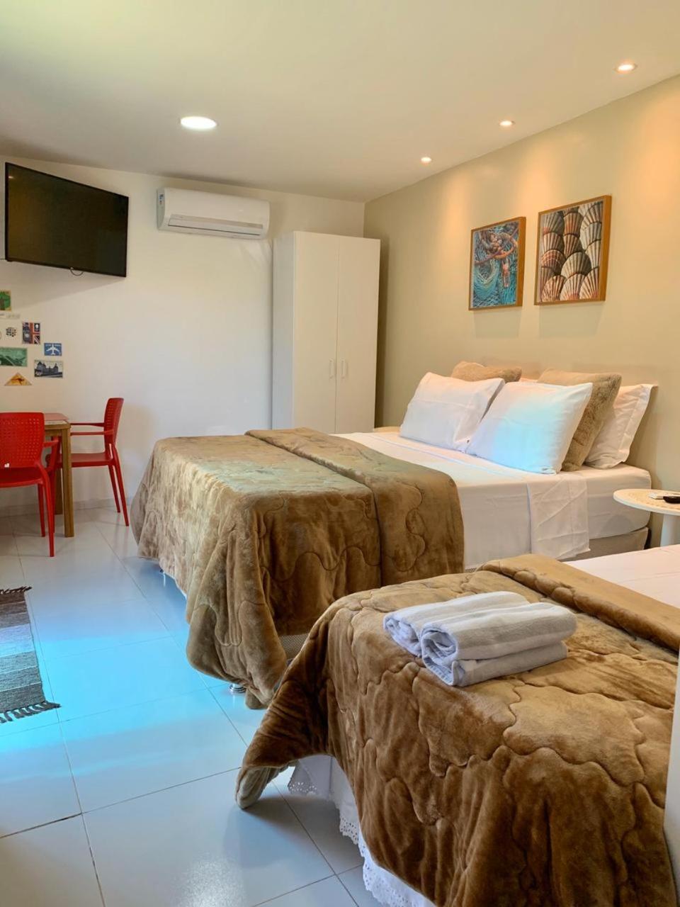 Deluxe Queen Suite - Photo 5