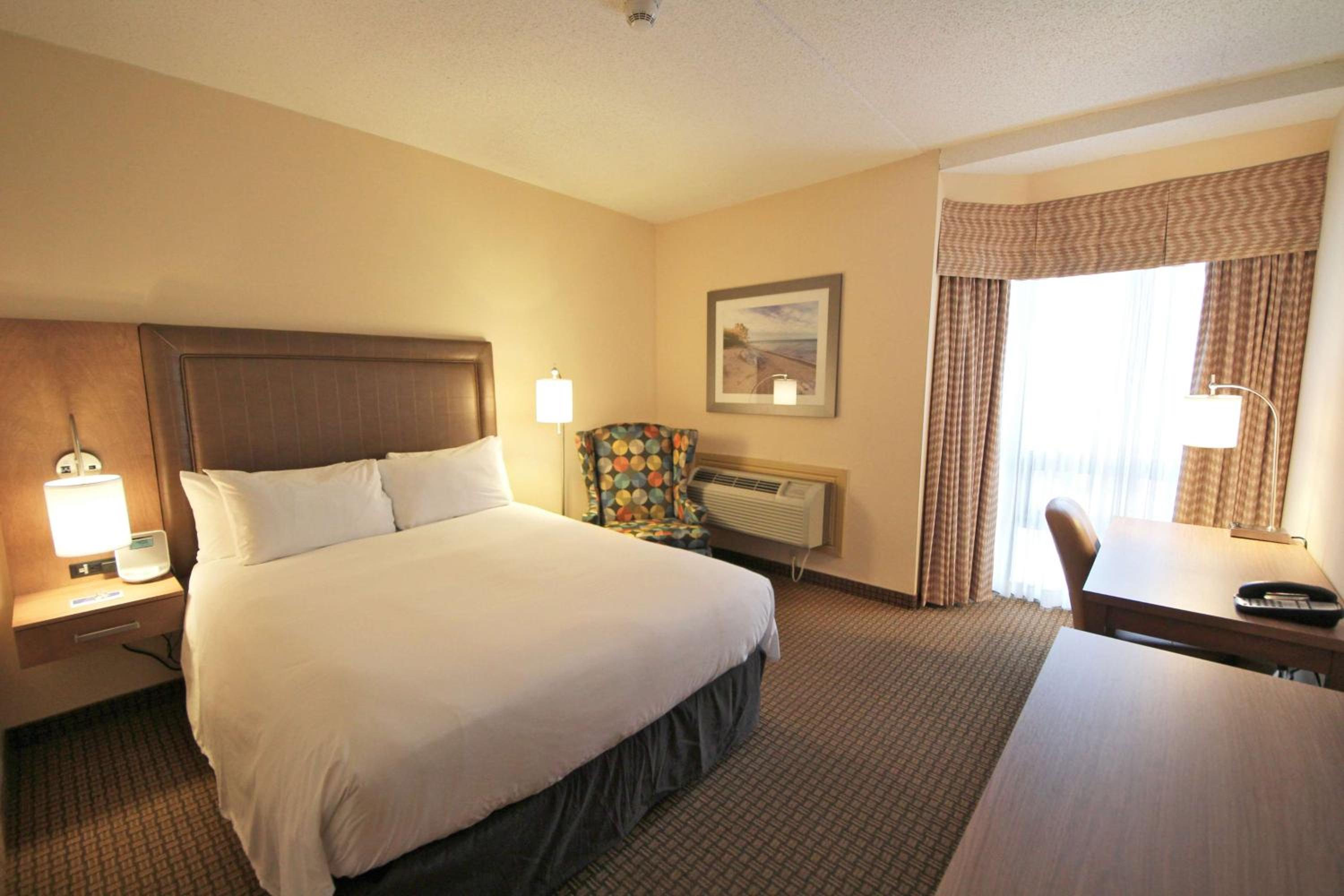 Queen Room with Spa Bath - Non-Smoking - Photo 1