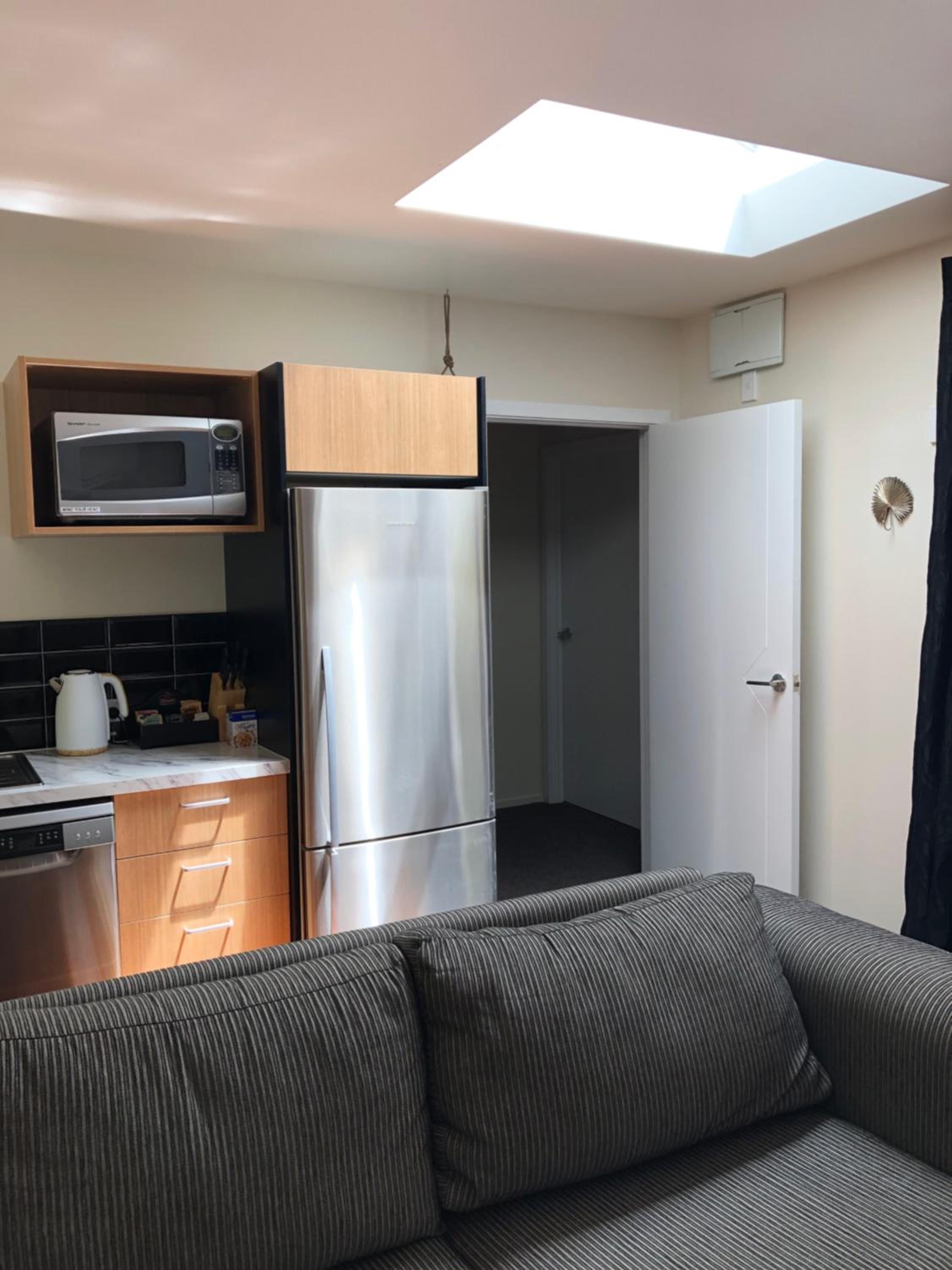 Two-Bedroom House - Photo 18