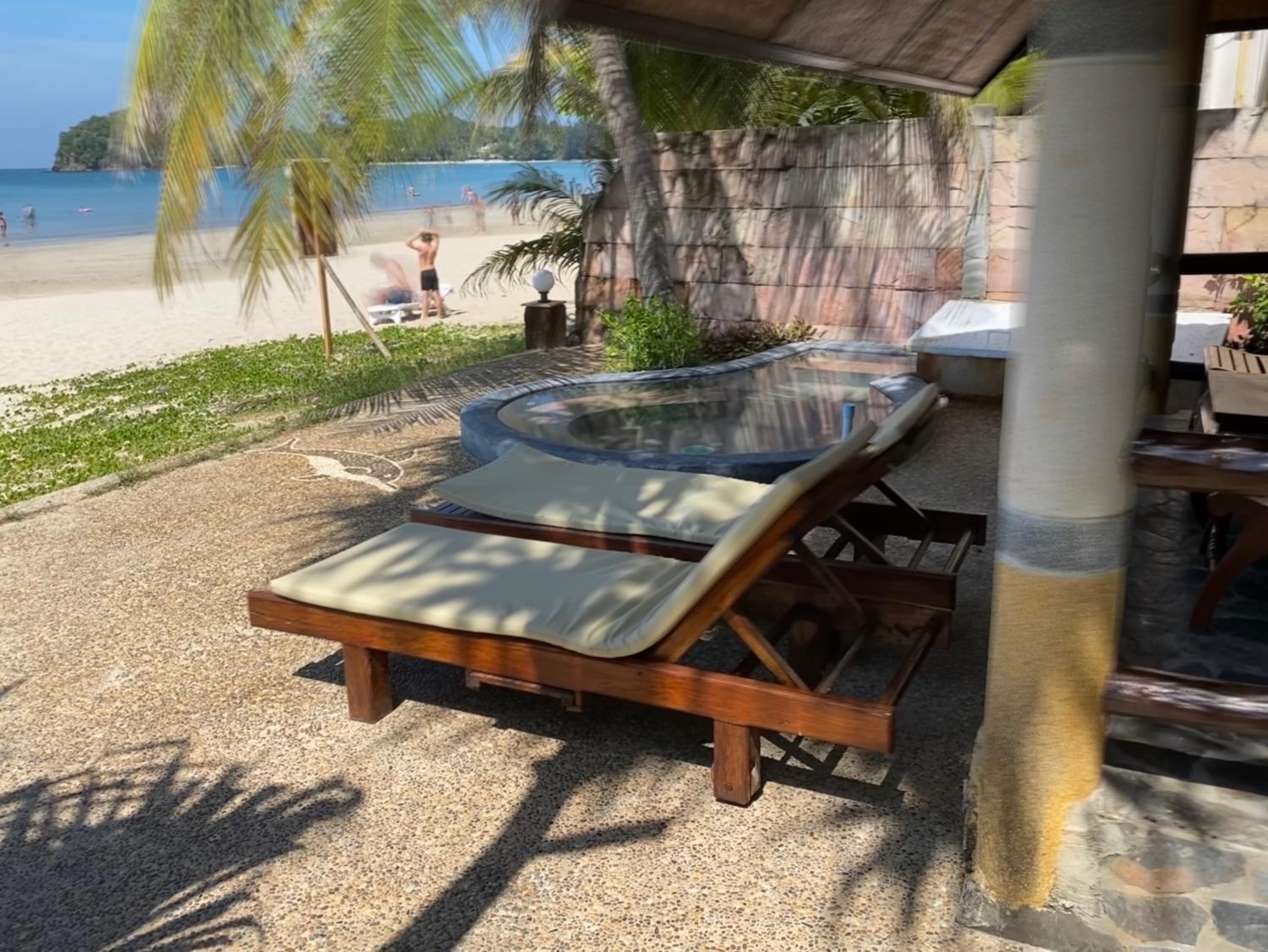 Bungalow - Beach Front photo 2
