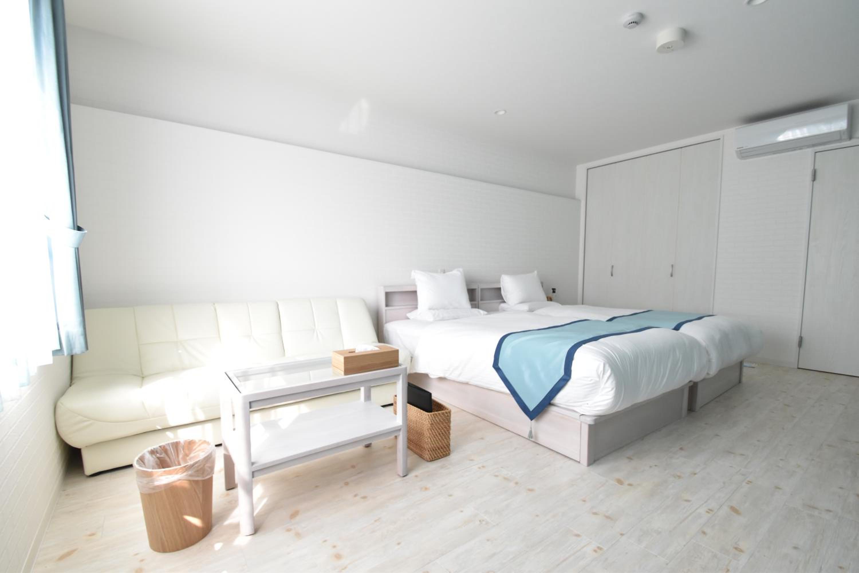 Twin Room with Extra Bed - Photo 48