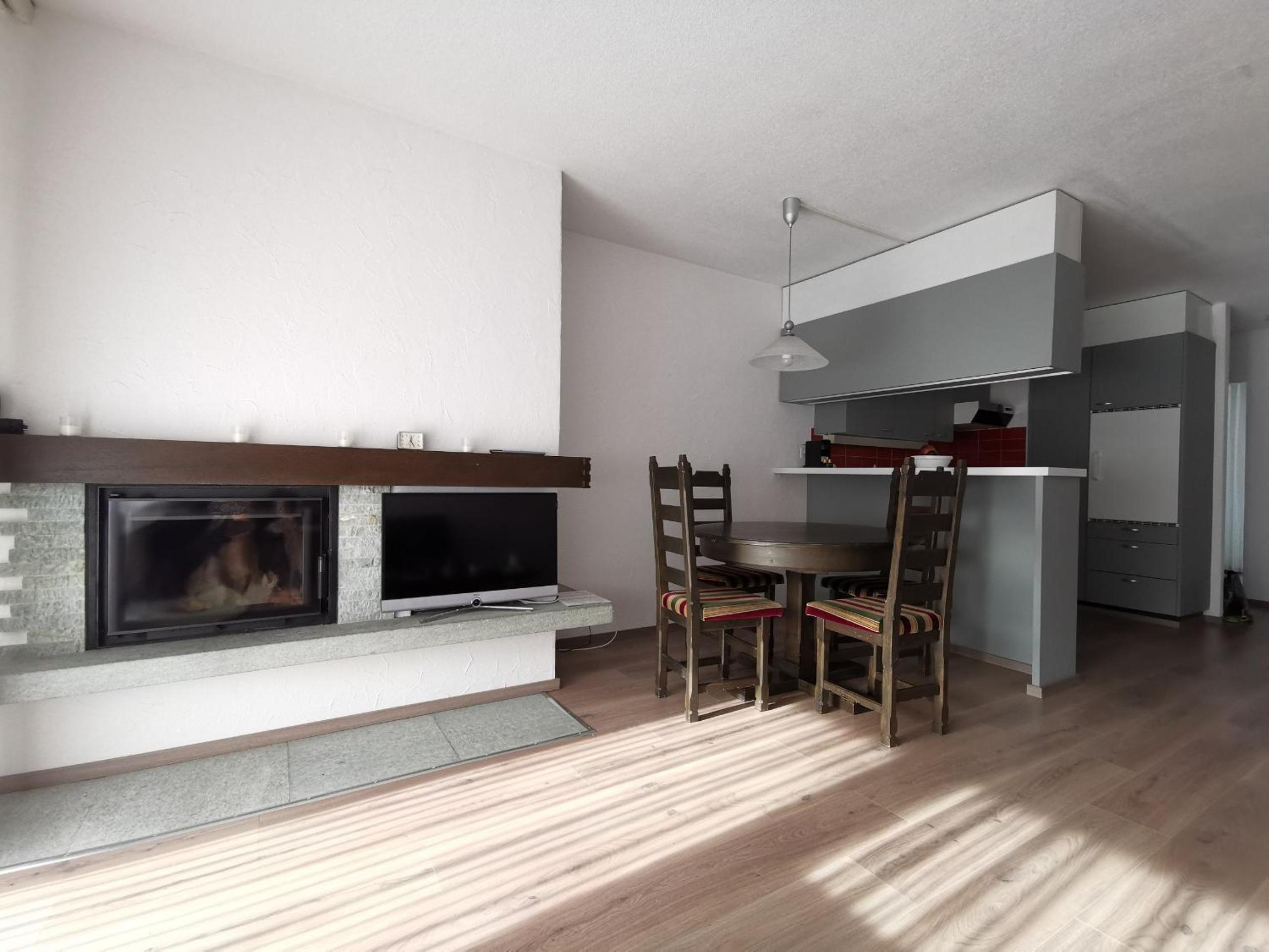2-Room Apartment (A001) photo 2