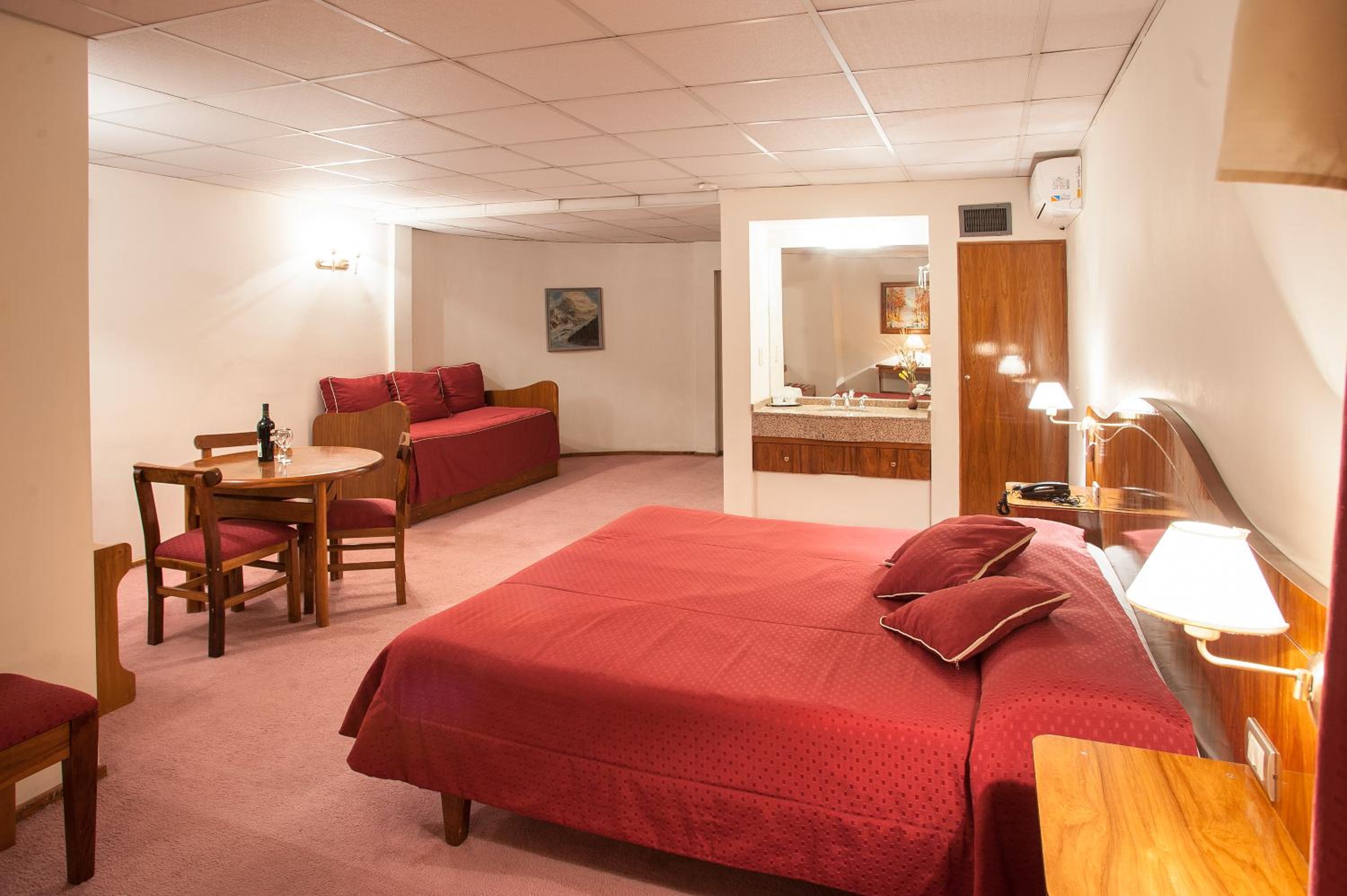 Basic Triple Room