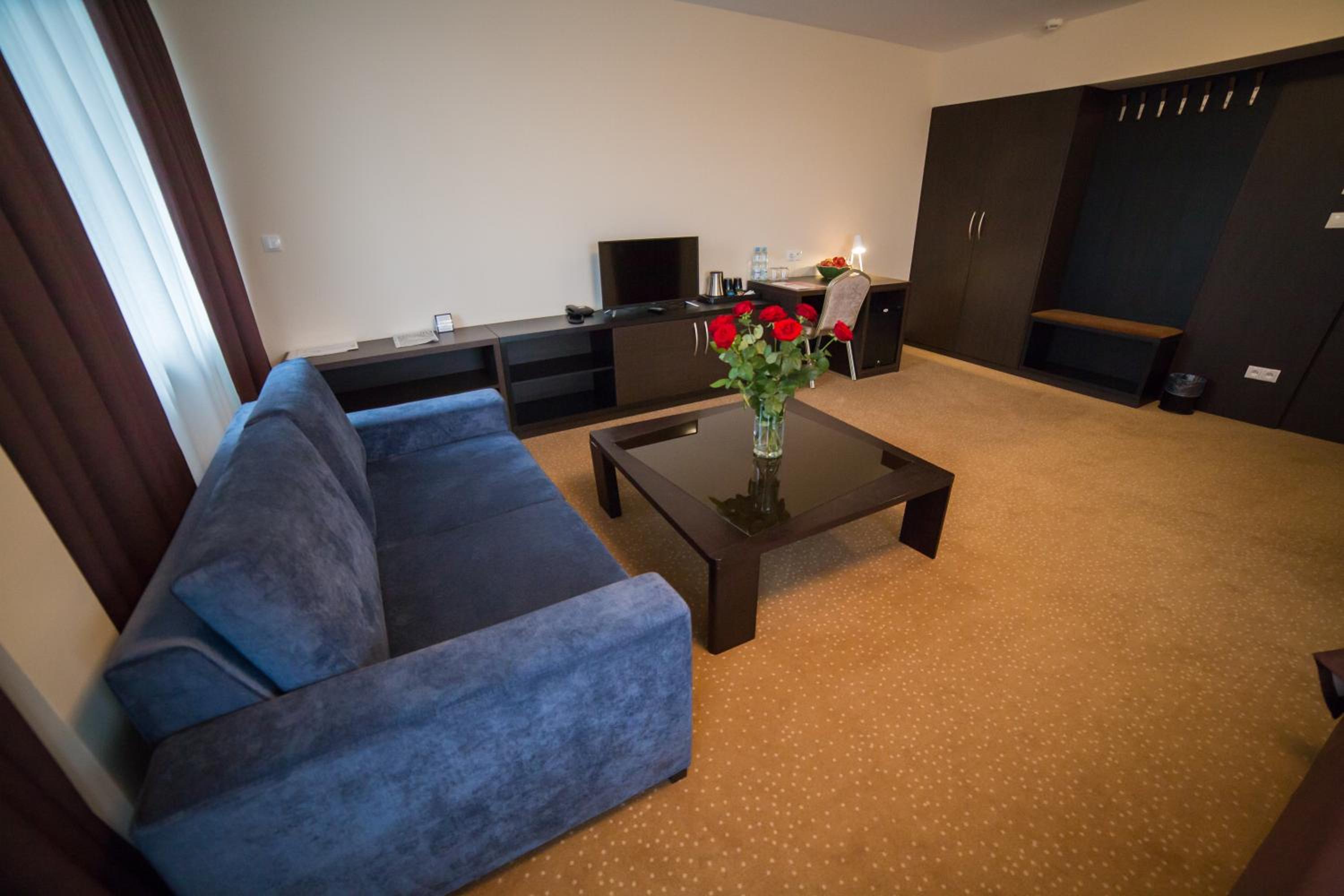 Double Room - Photo 1