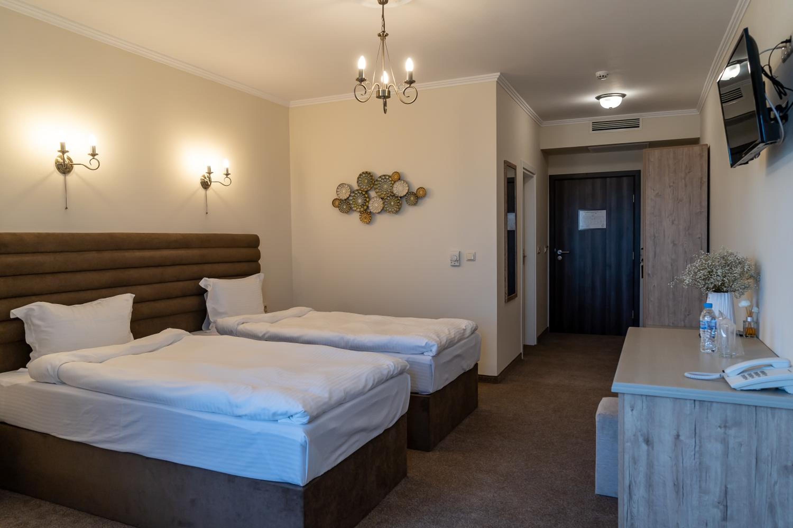 Double or Twin Room - Photo 1
