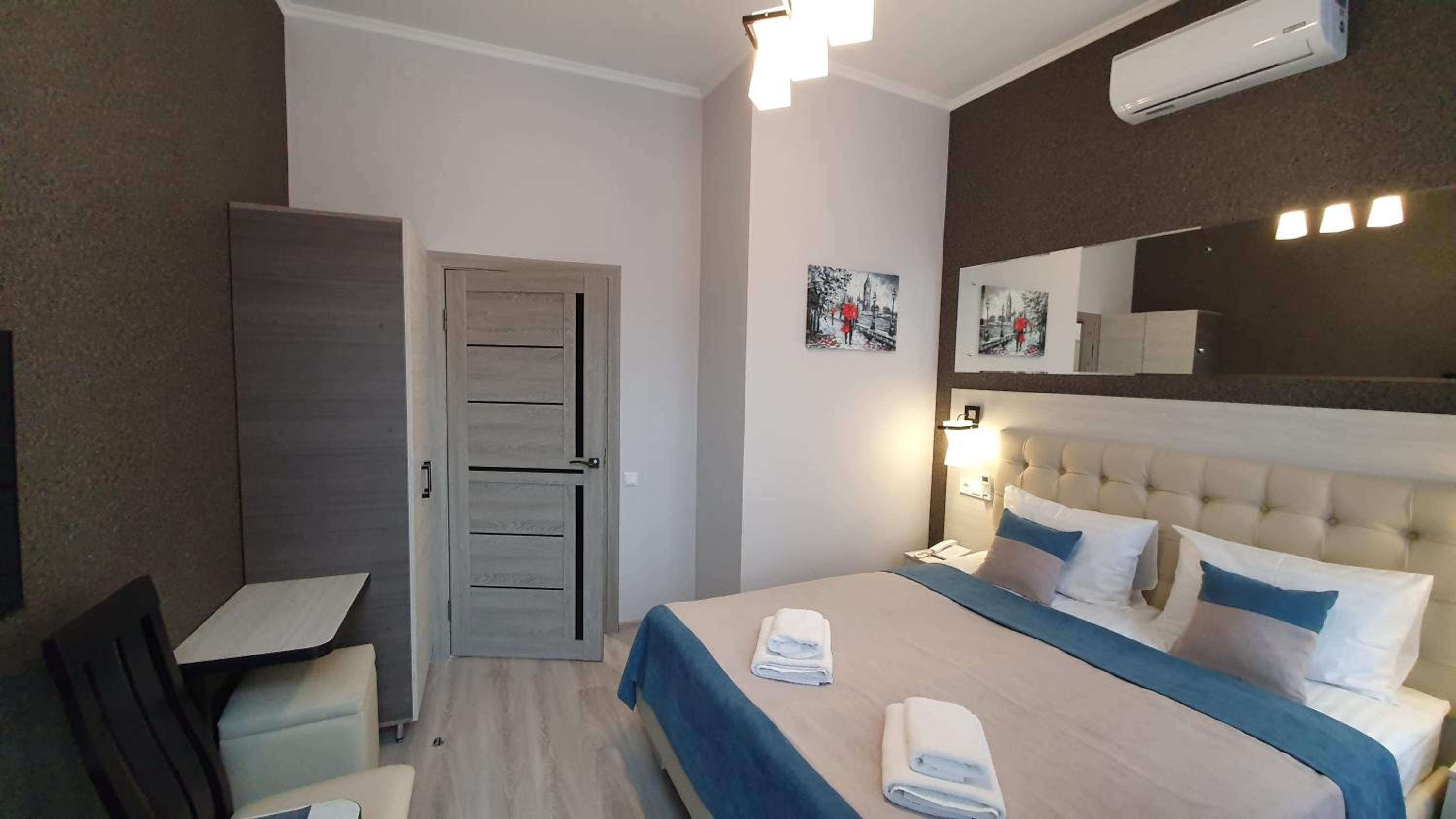 Standard Double or Twin Room with Balcony photo 2