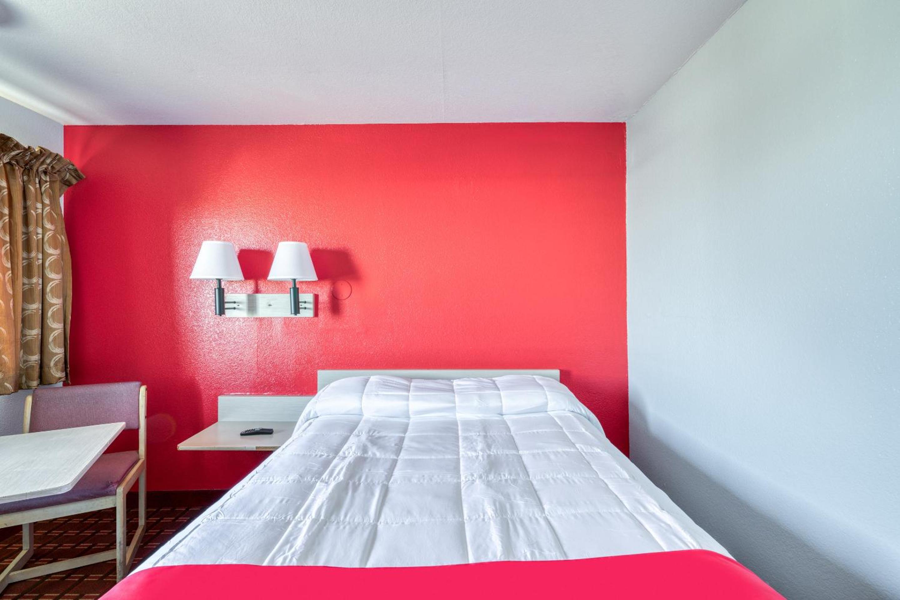 Double Room - Photo 10