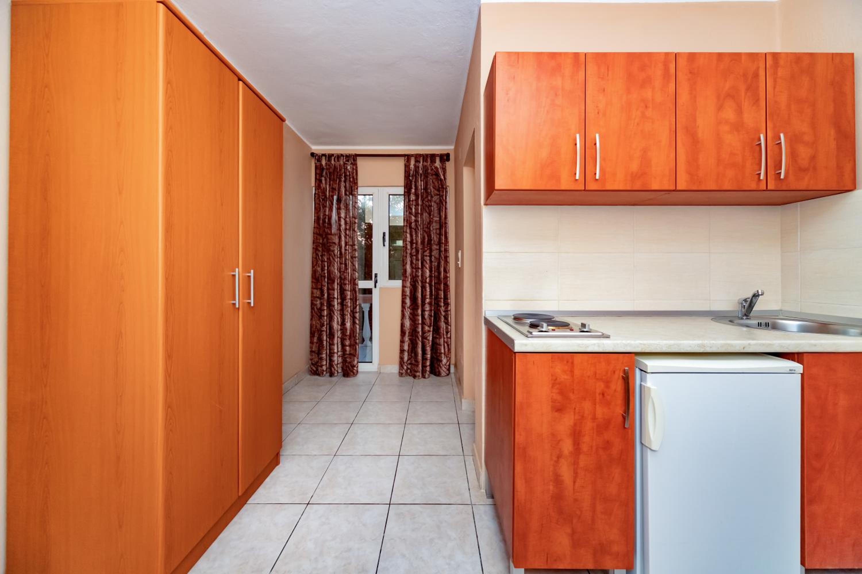 Double Room with Balcony photo 3