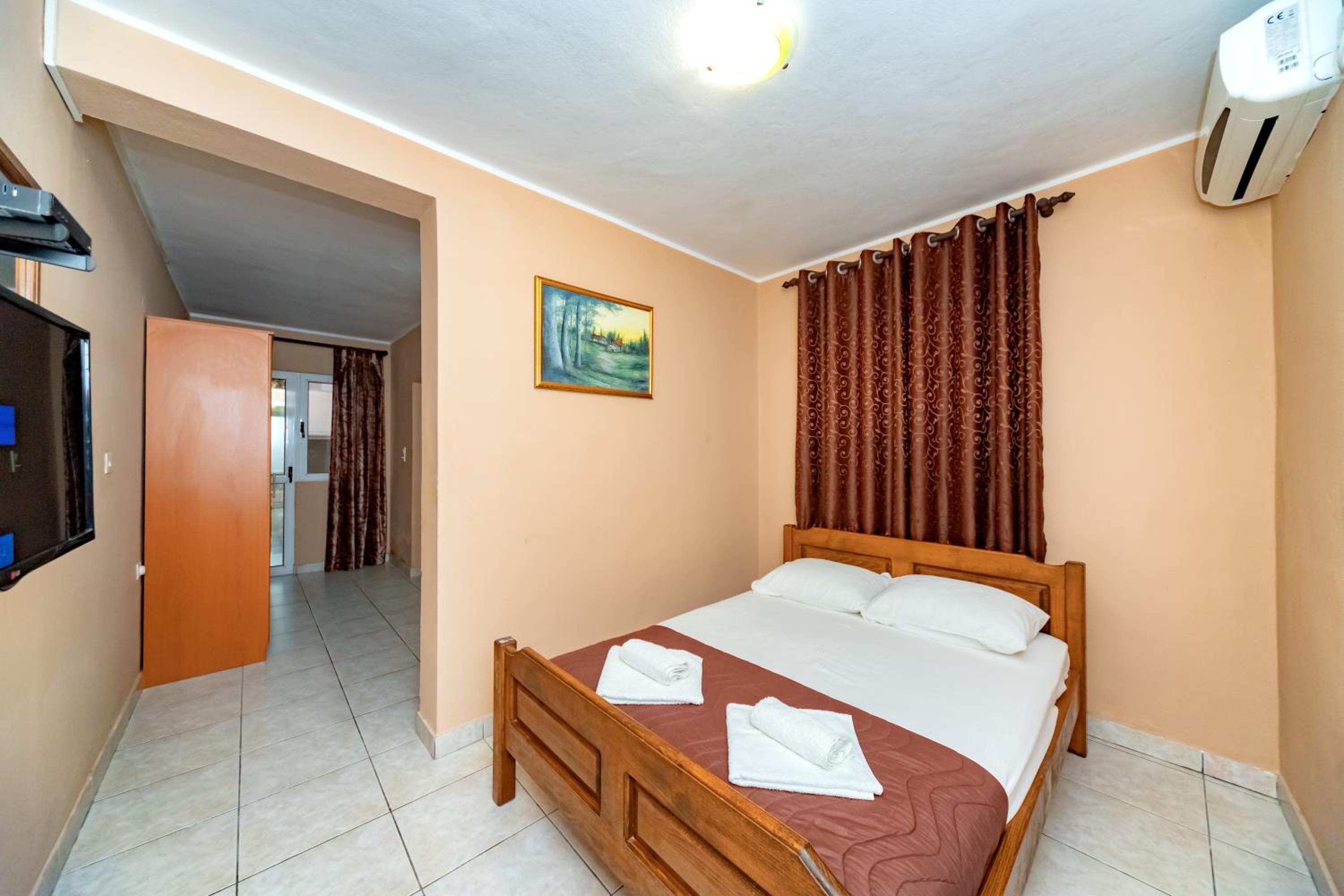 Double Room with Balcony photo 1