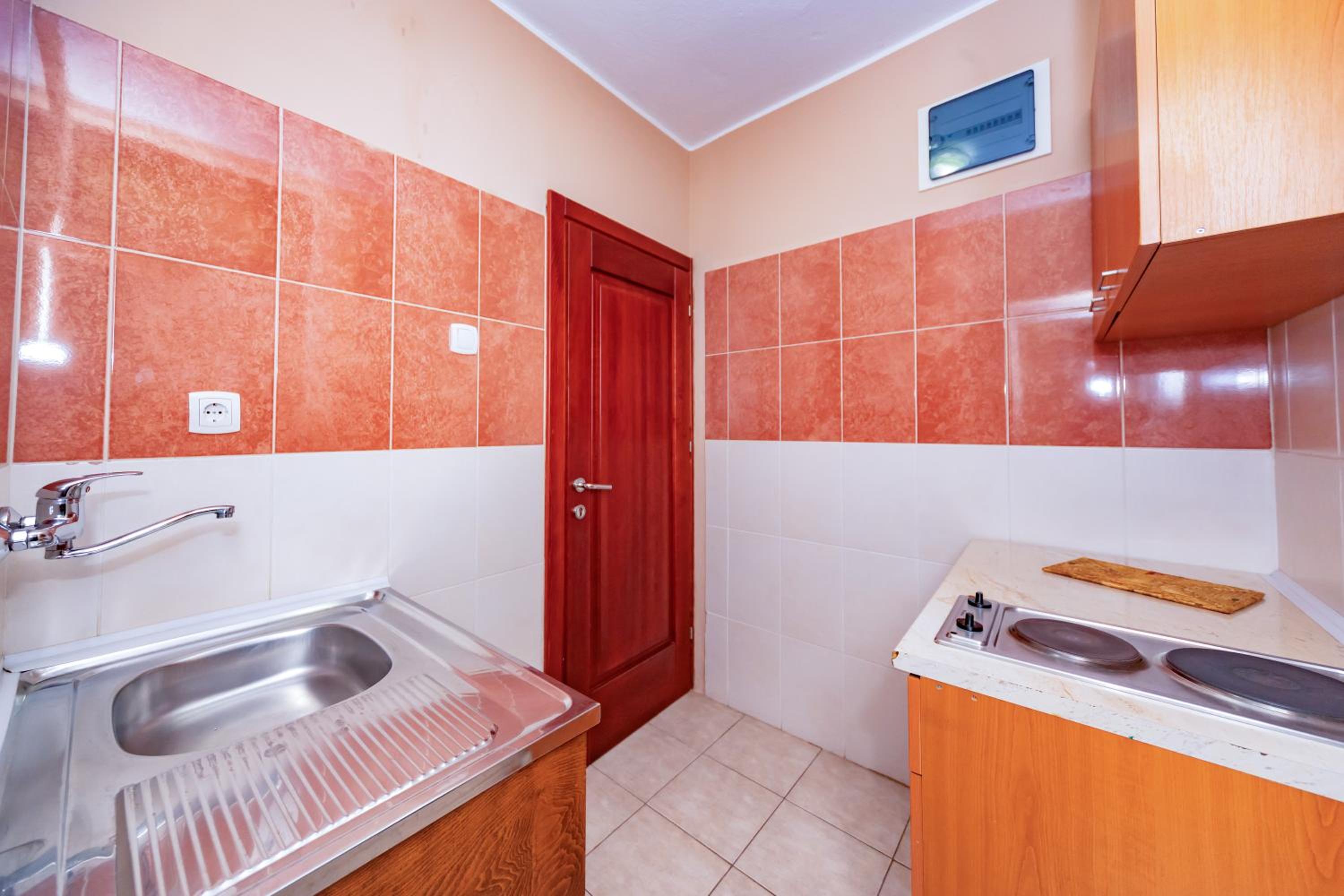 Studio Apartment photo 2