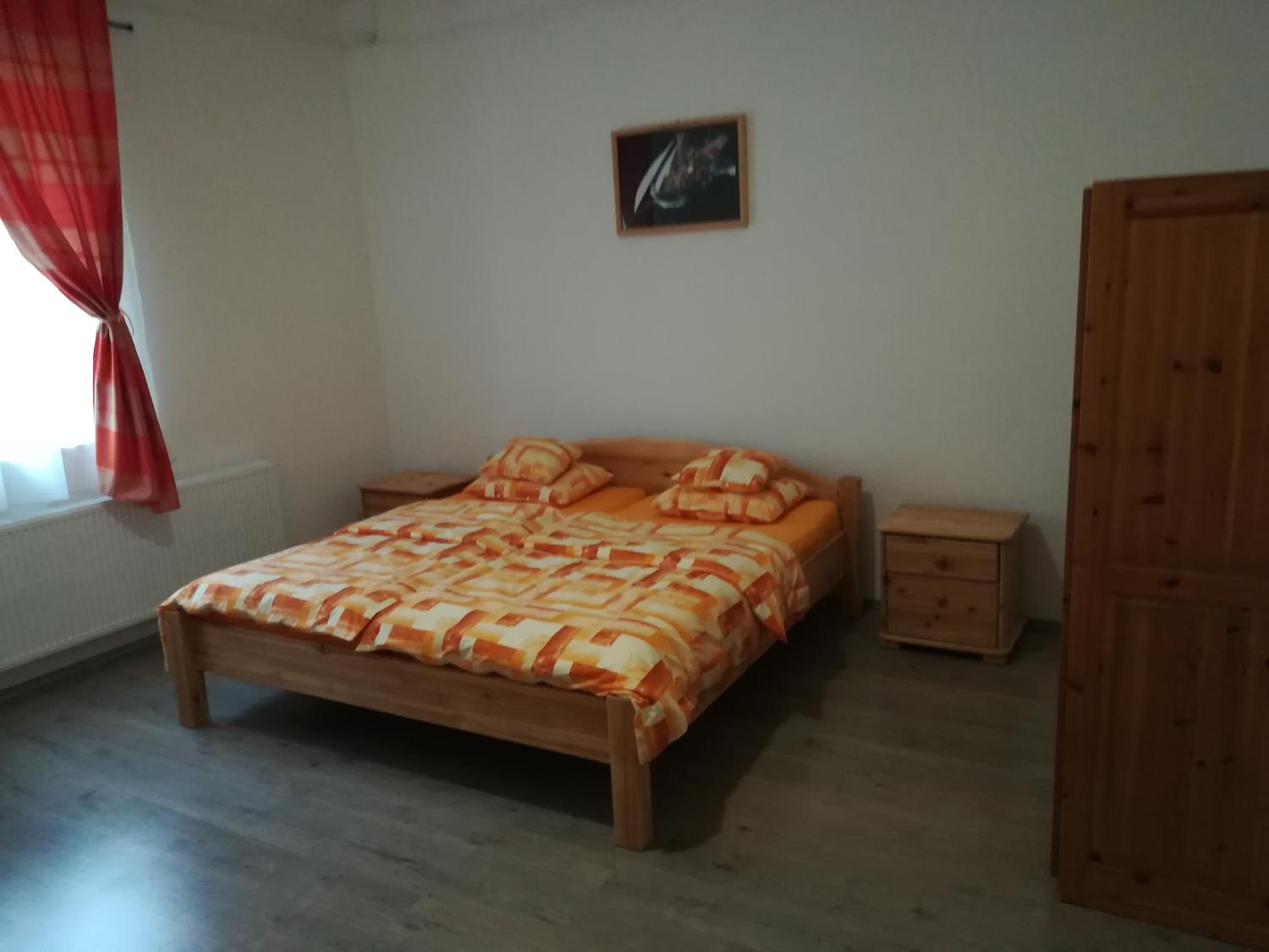 Two-Bedroom Apartment - Photo 3