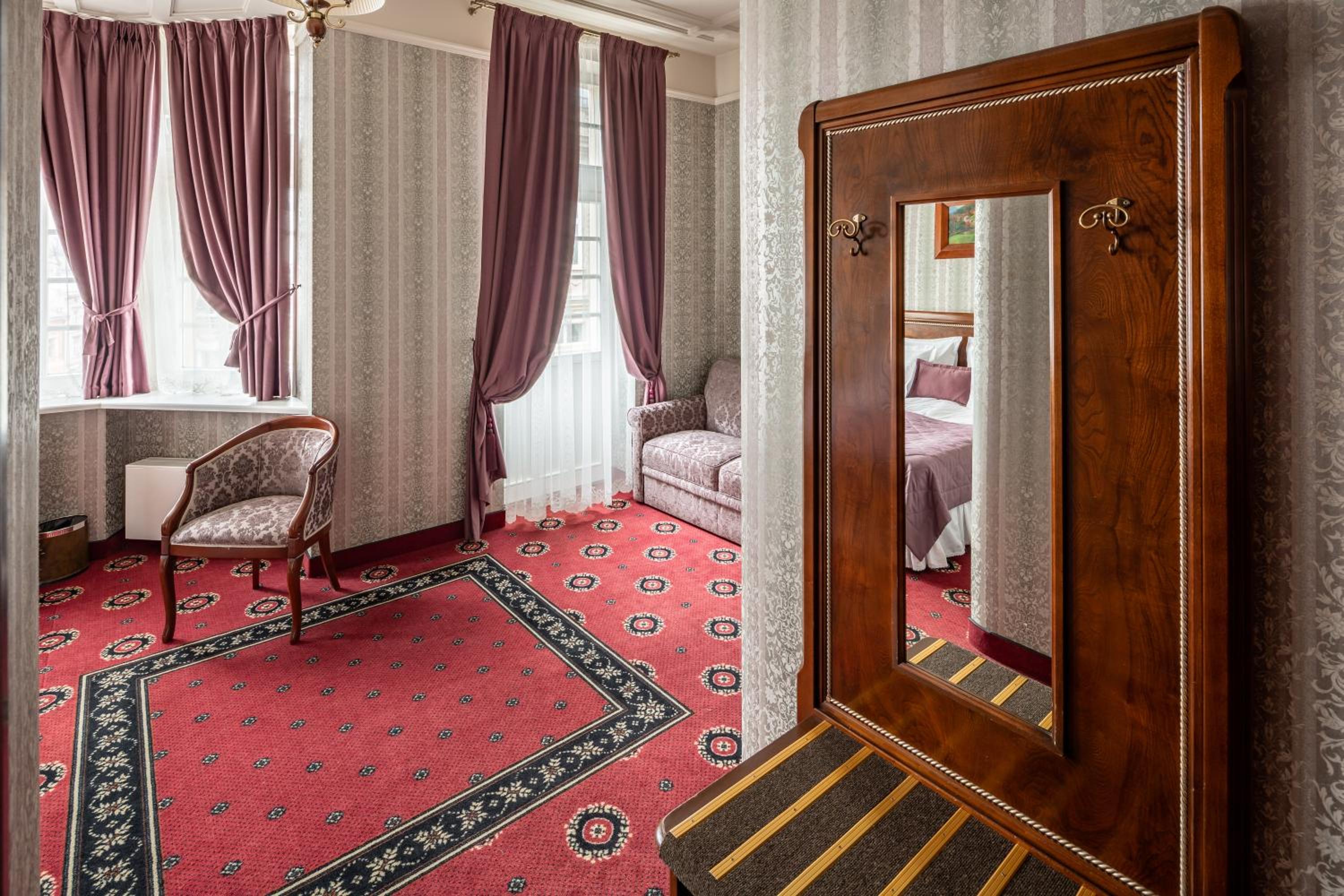 Deluxe Double Room with Balcony