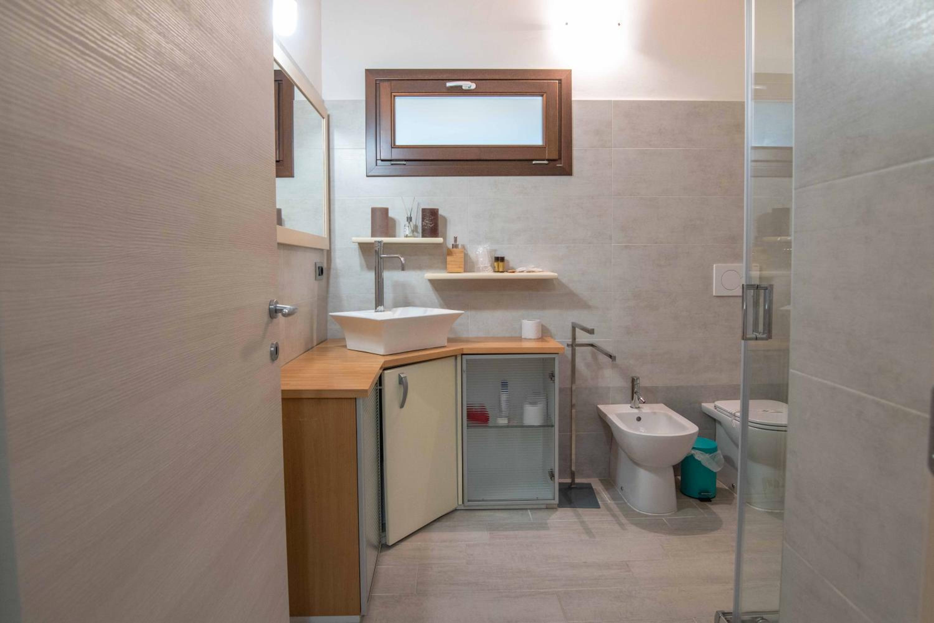 One-Bedroom Apartment - Photo 21