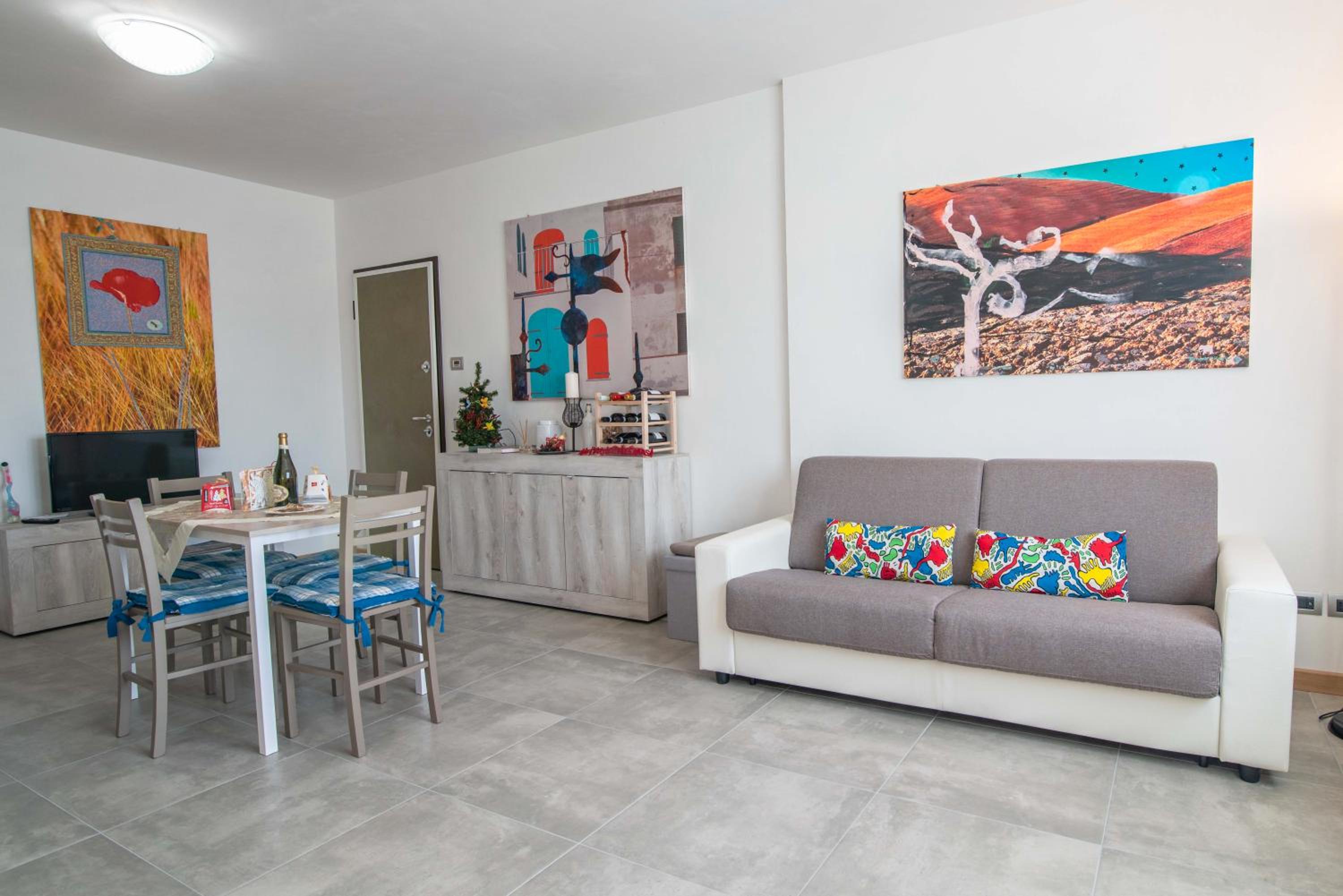 One-Bedroom Apartment - Photo 15