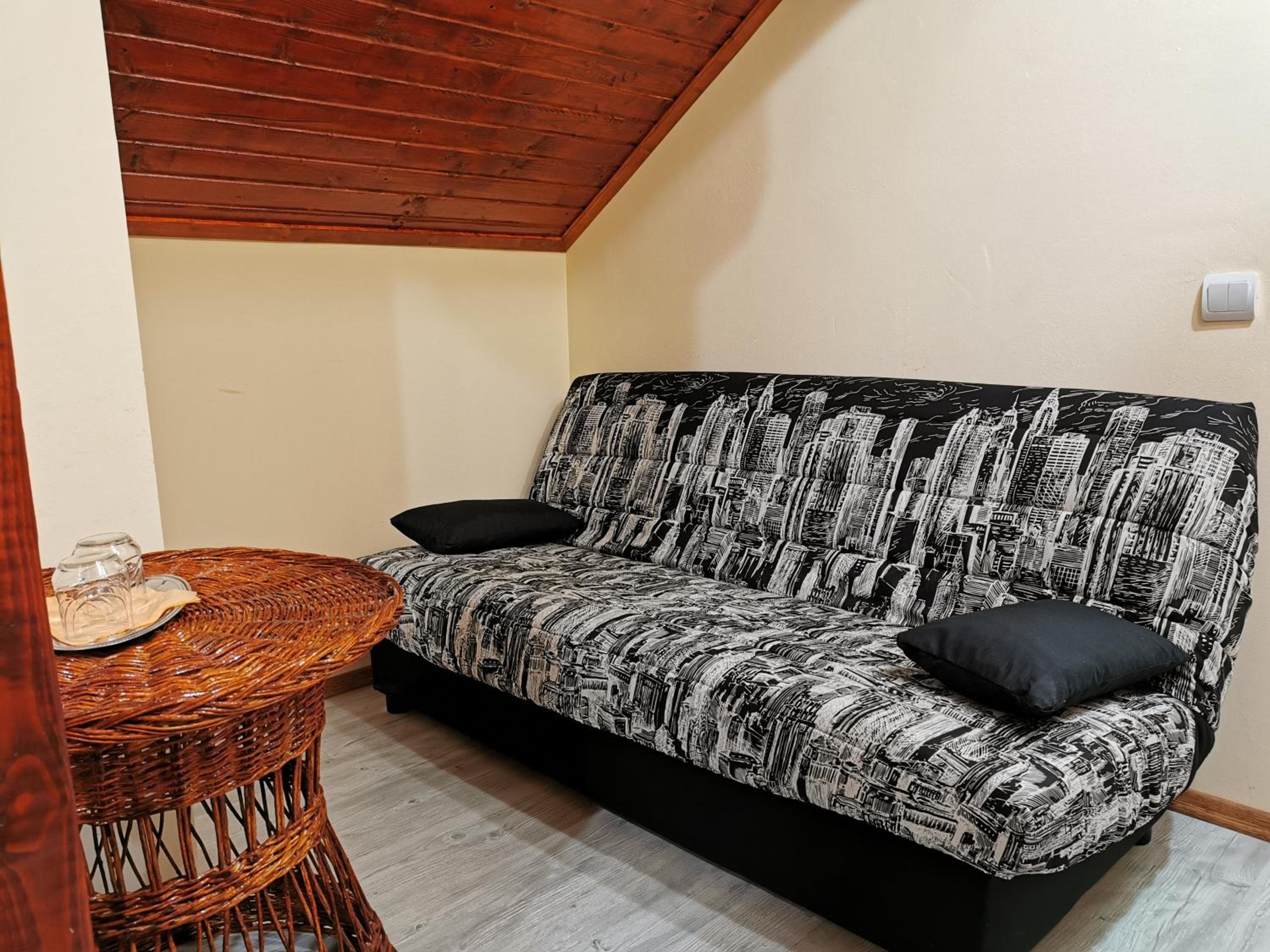 Deluxe Double Room with Shower photo 2
