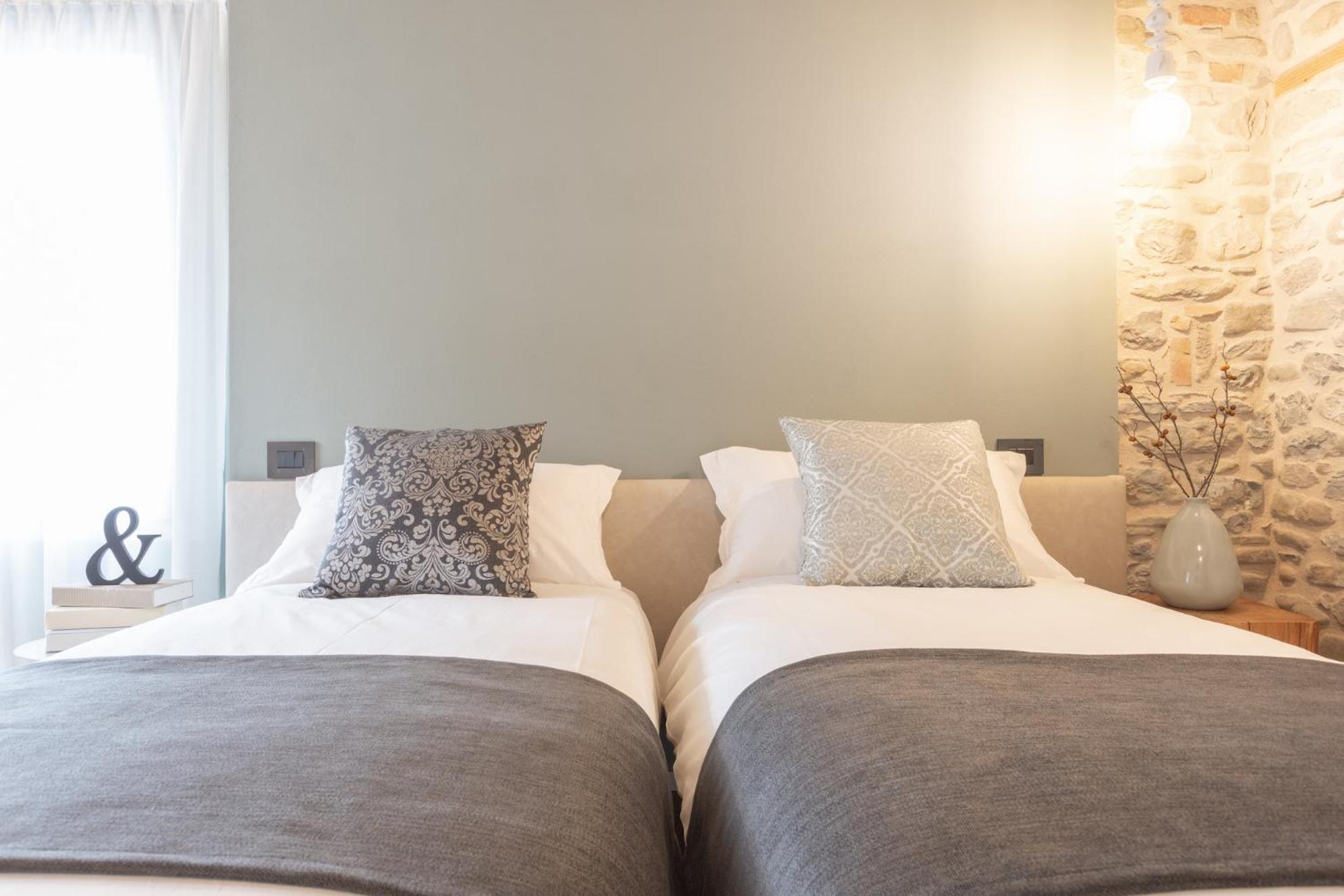 Deluxe Twin Room - Photo 6